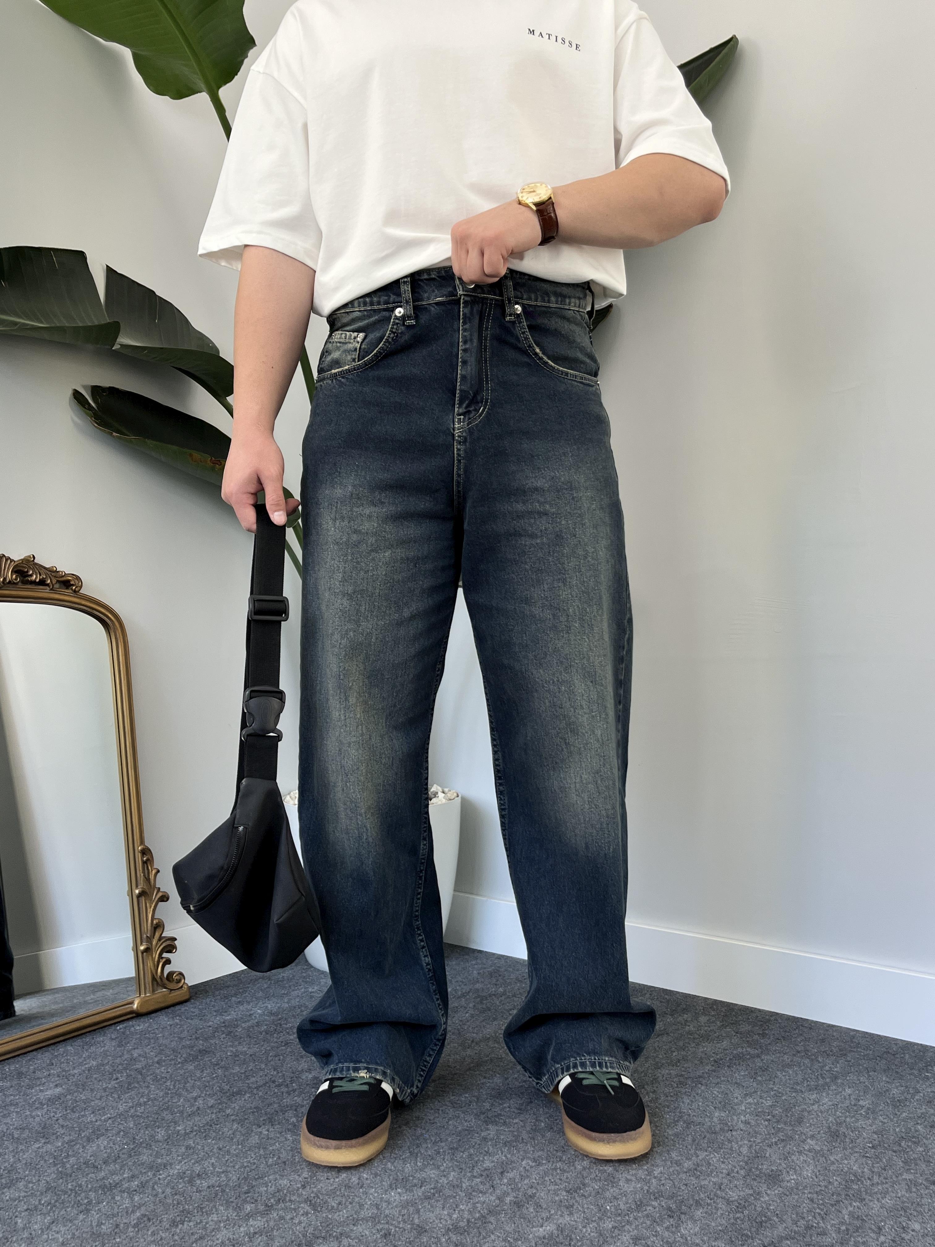 Blue Tint  Acid-Wash Baggy Jean