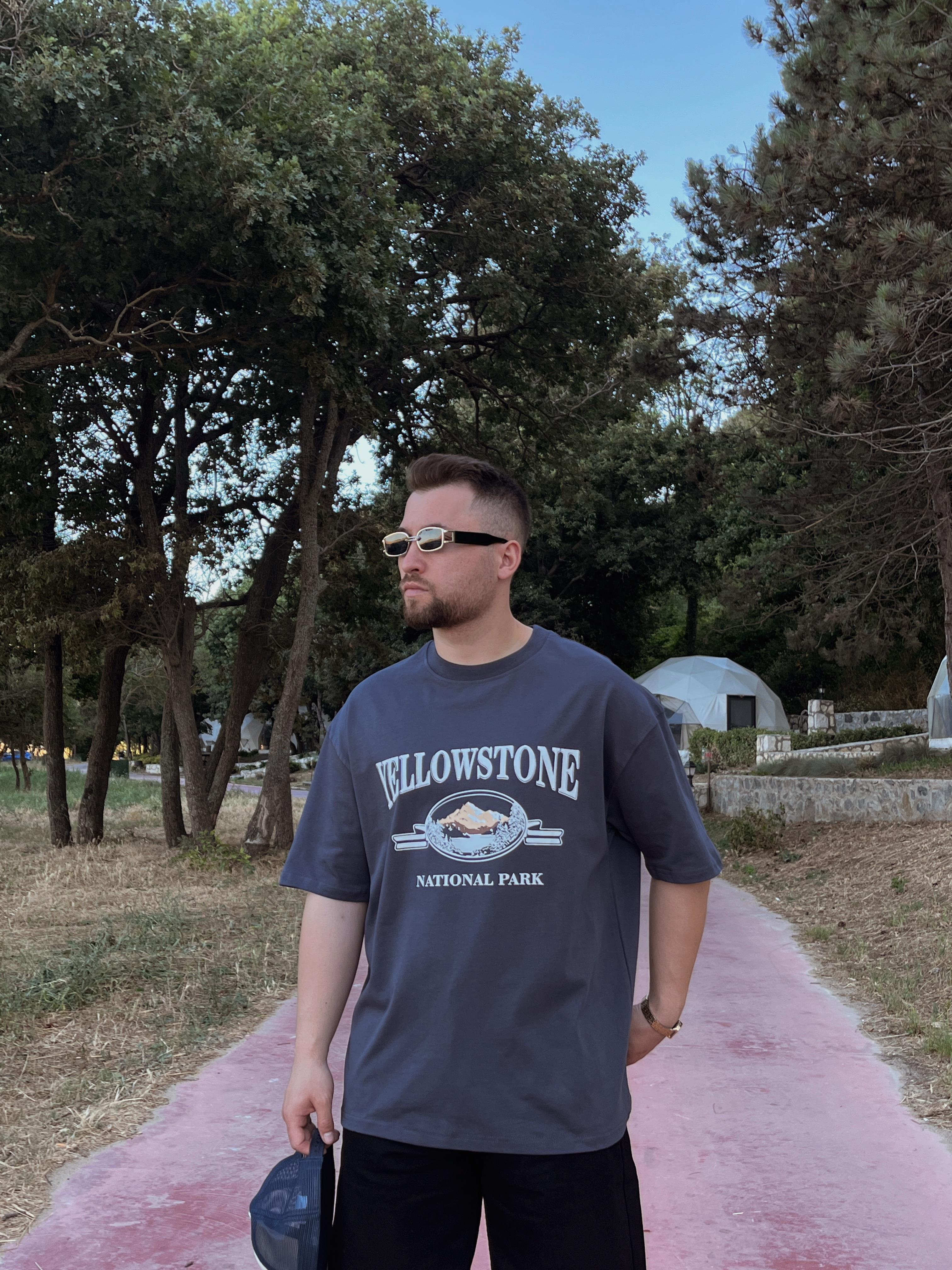 Koyu Gri Yellowstone Baskılı Oversize T-shirt