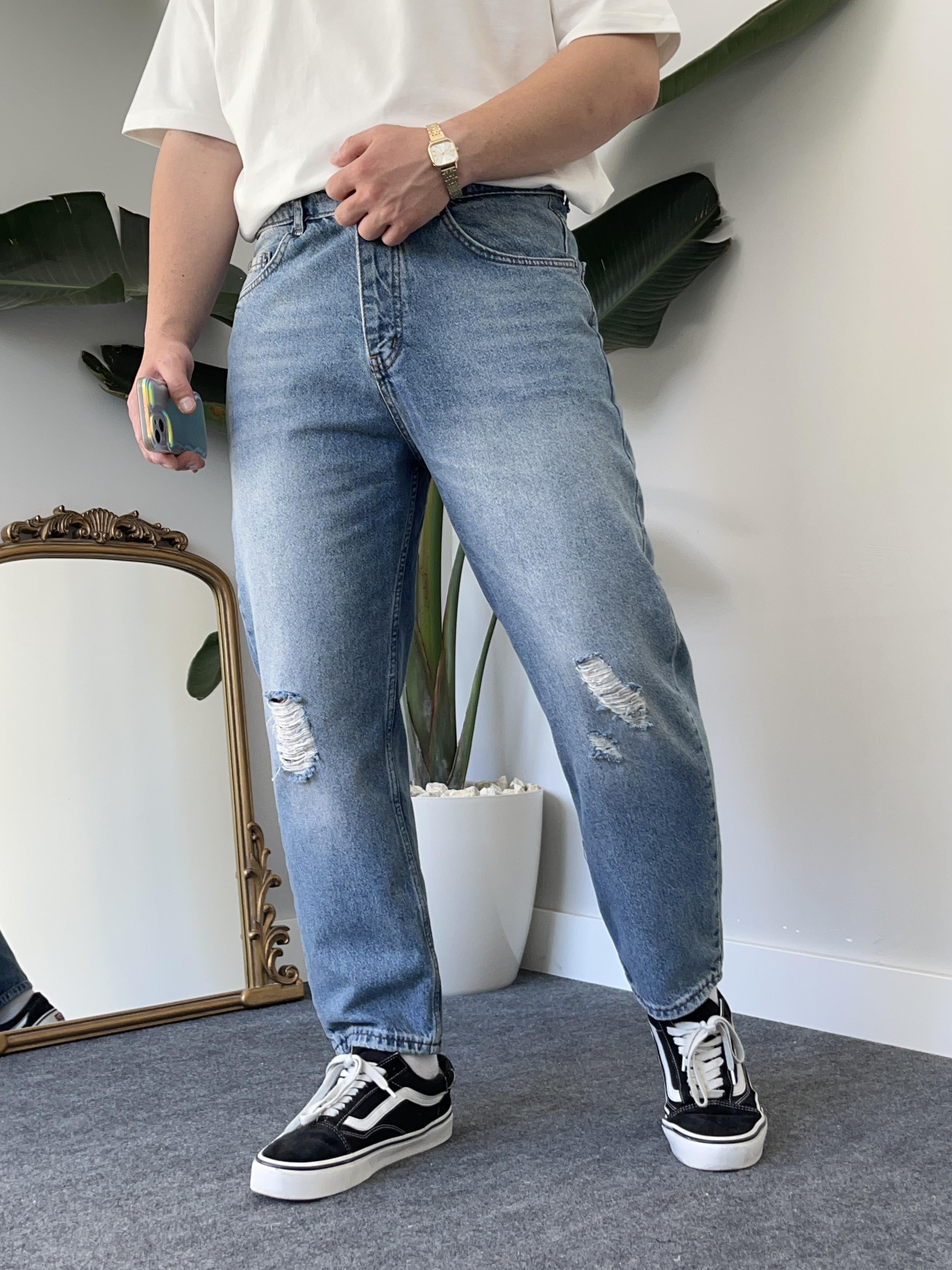 Minimal Yırtık Mavi Boyfriend Jean