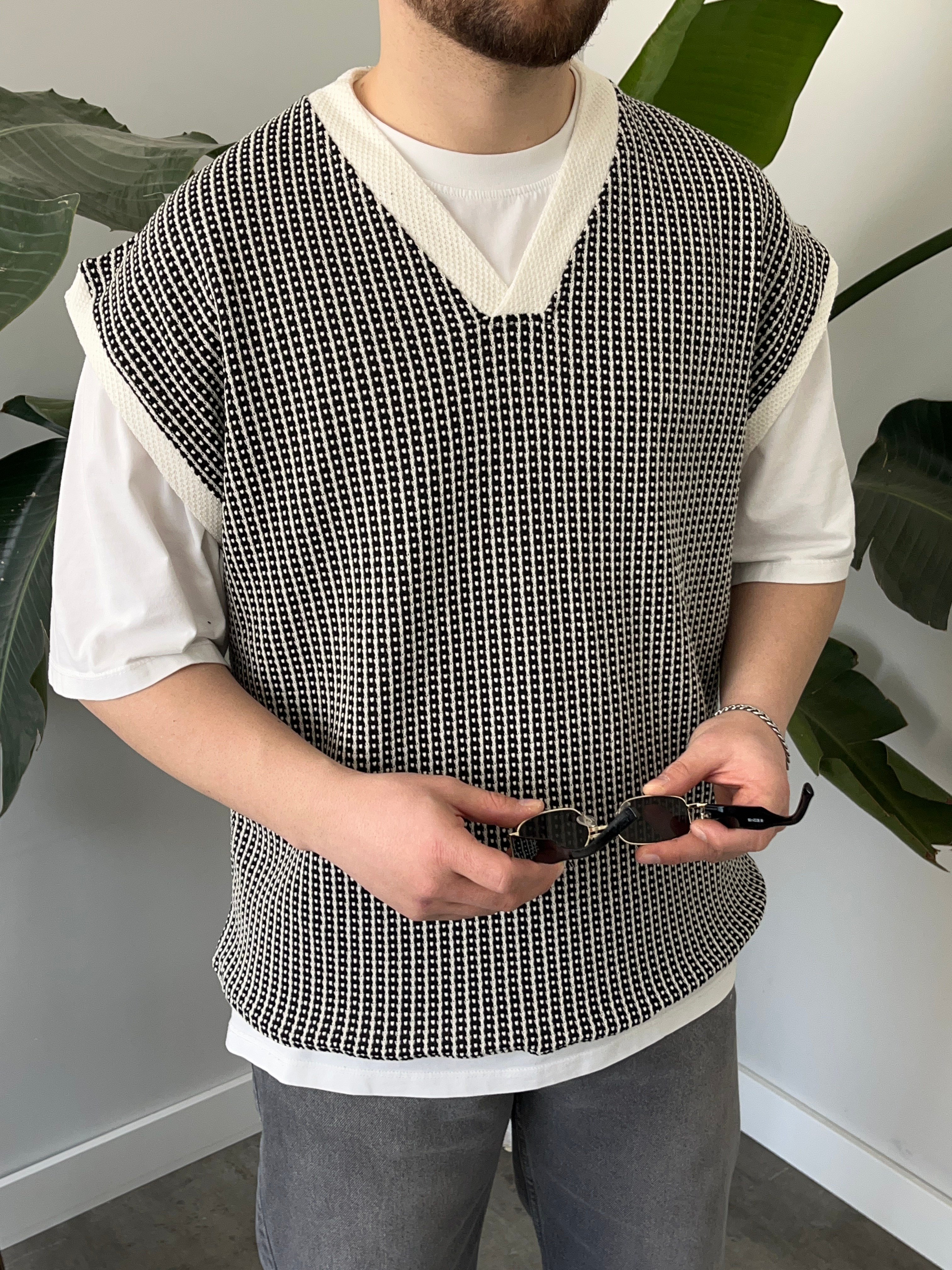Vino Siyah Desenli Oversize Süveter