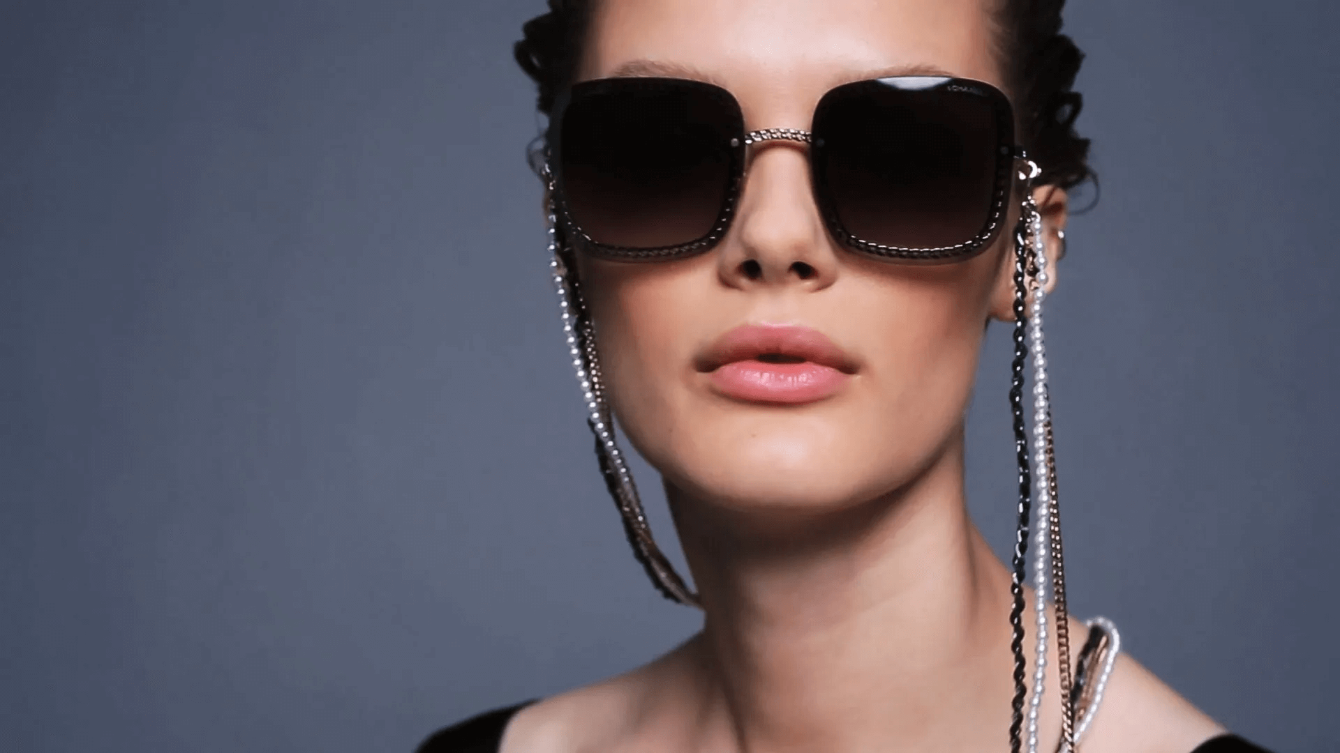 VO4227S5332387 ile Vogue Eyewear Farkını Yaşayın