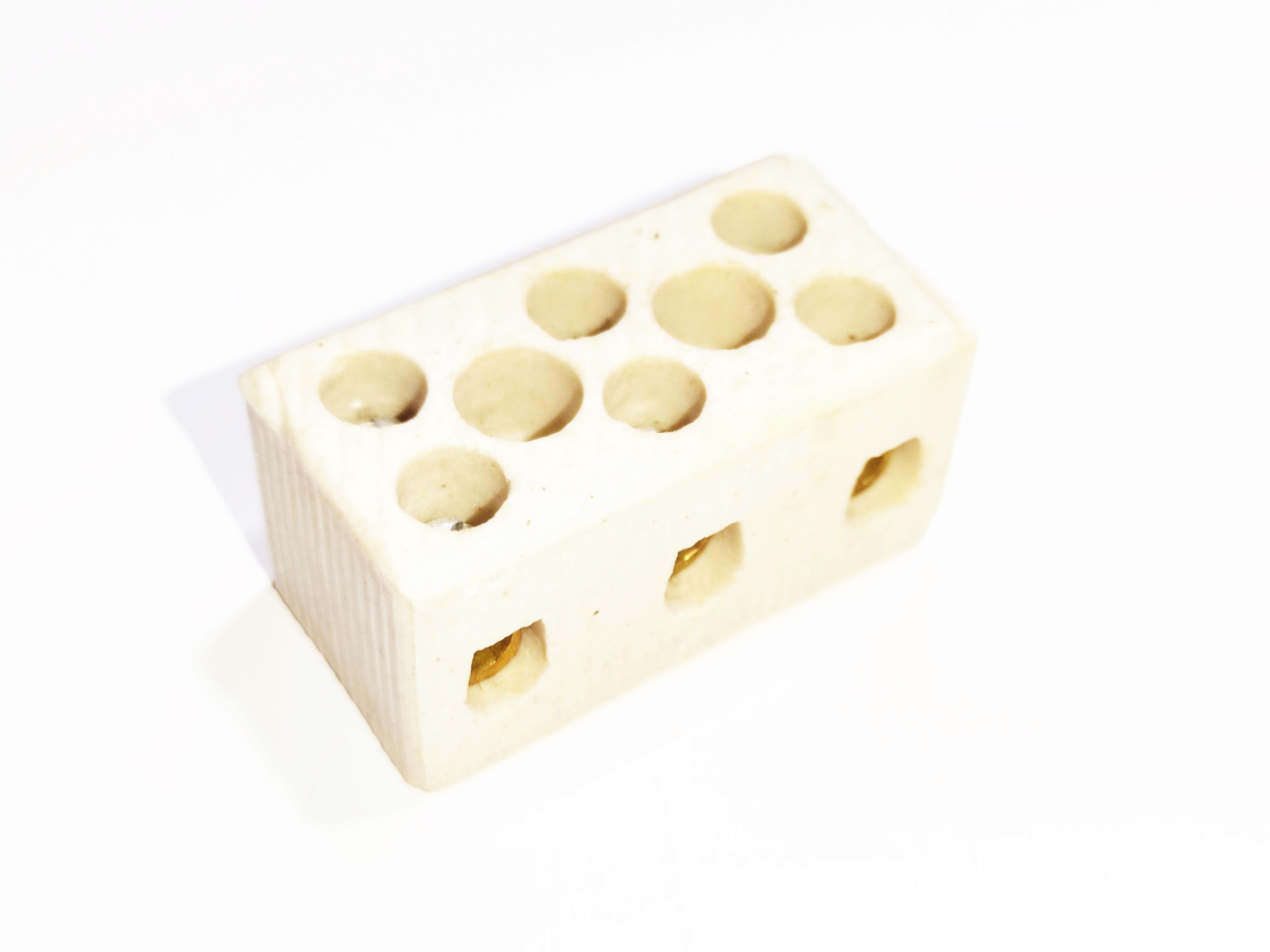 05.Terminals1 No Triple Non-Flammable Porcelain Terminal Block1 No Triple Non-Flammable Porcelain Terminal Block