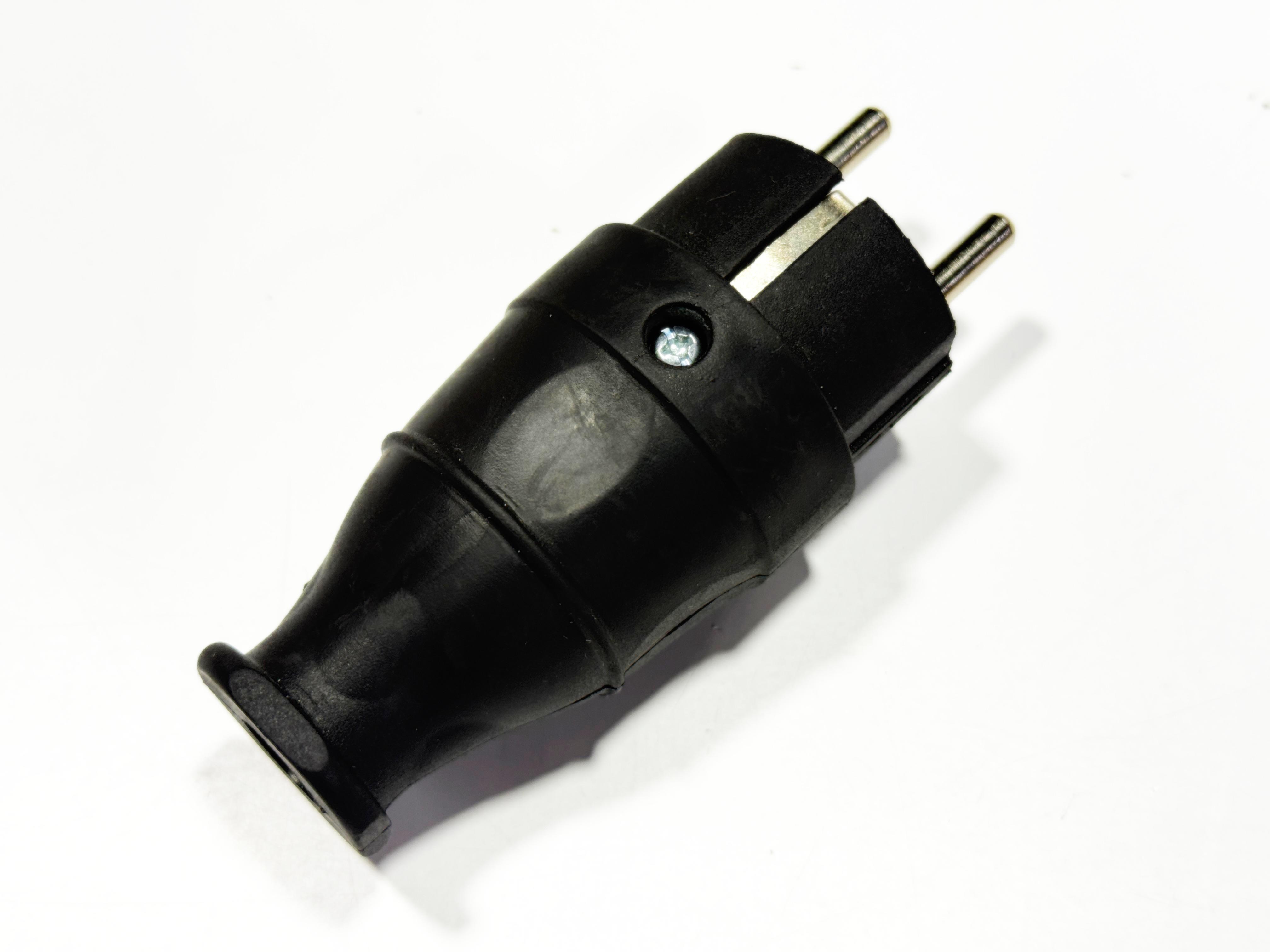 05.Cable and Plug Group230V Rubber Male Plug Black Color – Heavy-Duty Industrial Grade230V Rubber Male Plug Black Color – Heavy-Duty Industrial Grade