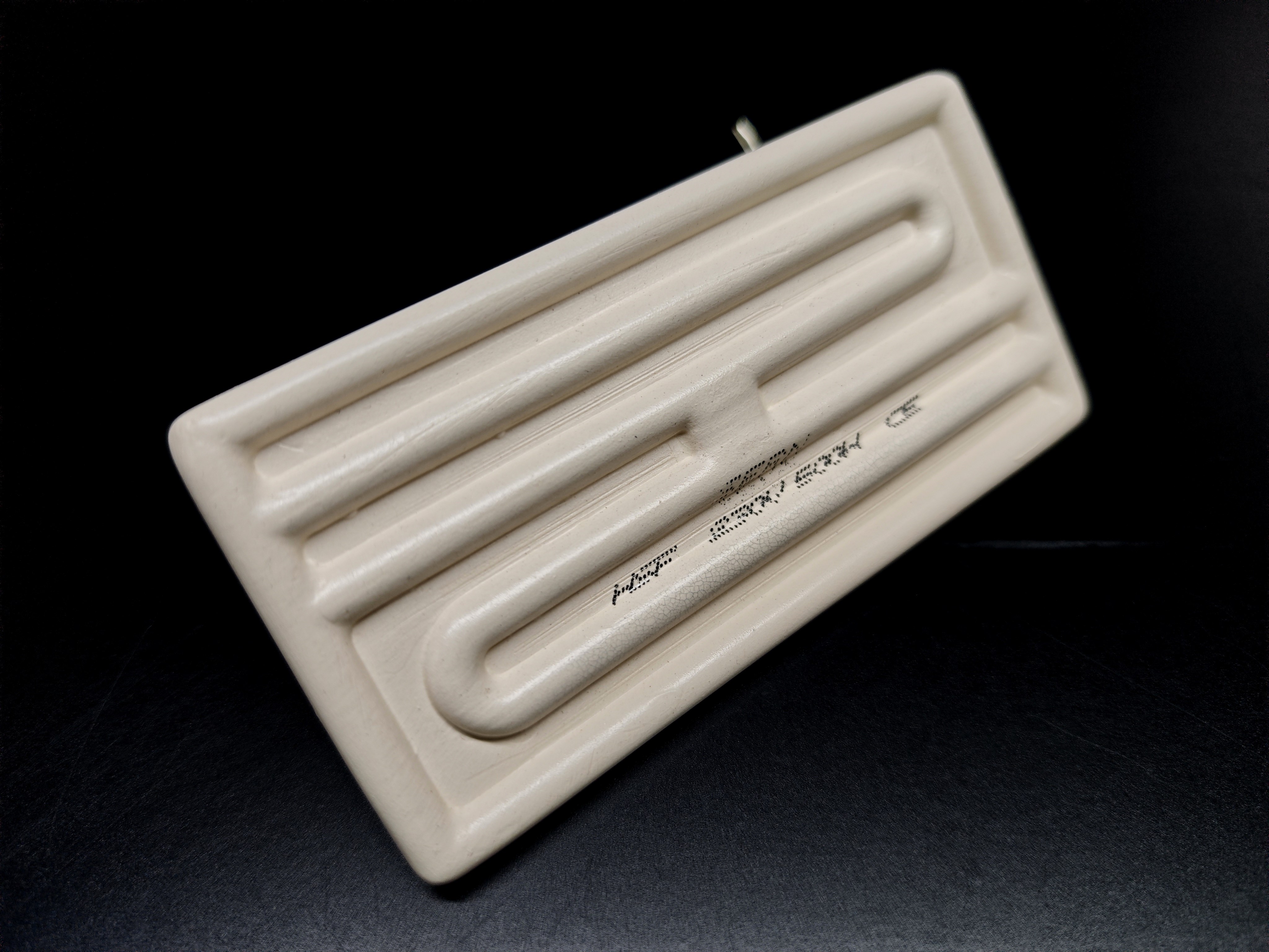 01.Plain (White) Ceramics ResistancesInfrared Ceramic Heater Element Flat 122x60mm 500W 230V White – HSF ModelInfrared Ceramic Heater Element Flat 122x60mm 500W 230V White – HSF Model