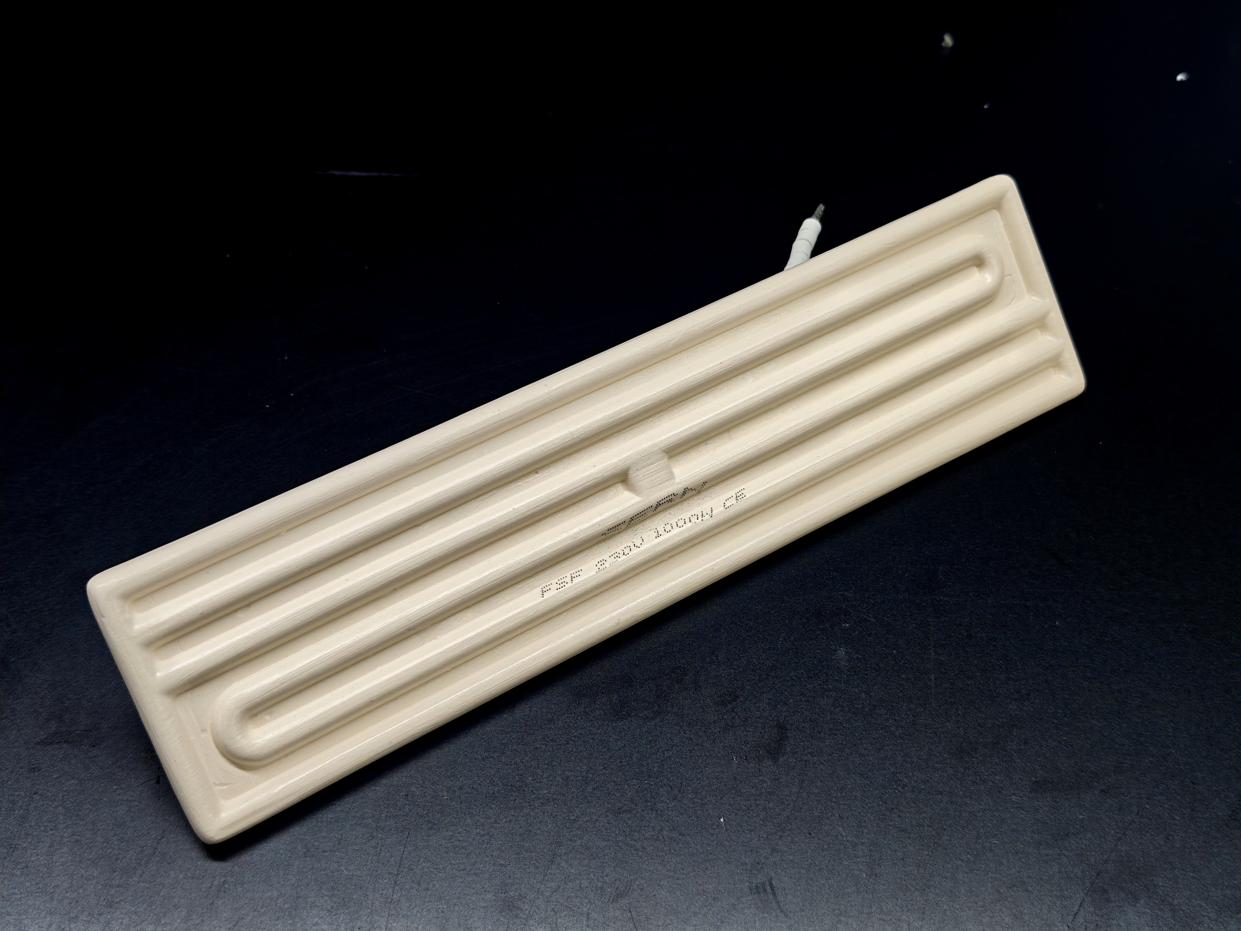 01.Plain (White) Ceramics ResistancesInfrared Ceramic Heater Element Flat 245x60mm 1000W 230V White – FSF ModelInfrared Ceramic Heater Element Flat 245x60mm 1000W 230V White – FSF Model