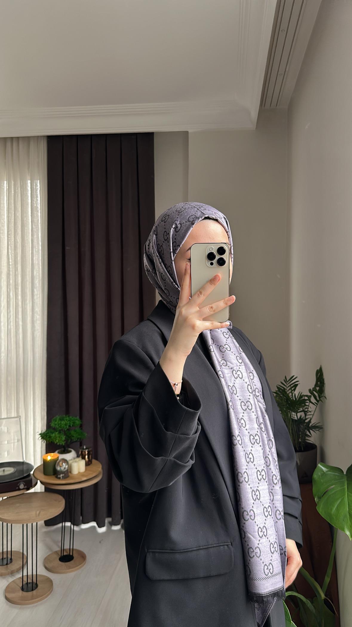 Lavanta Gucci Şal