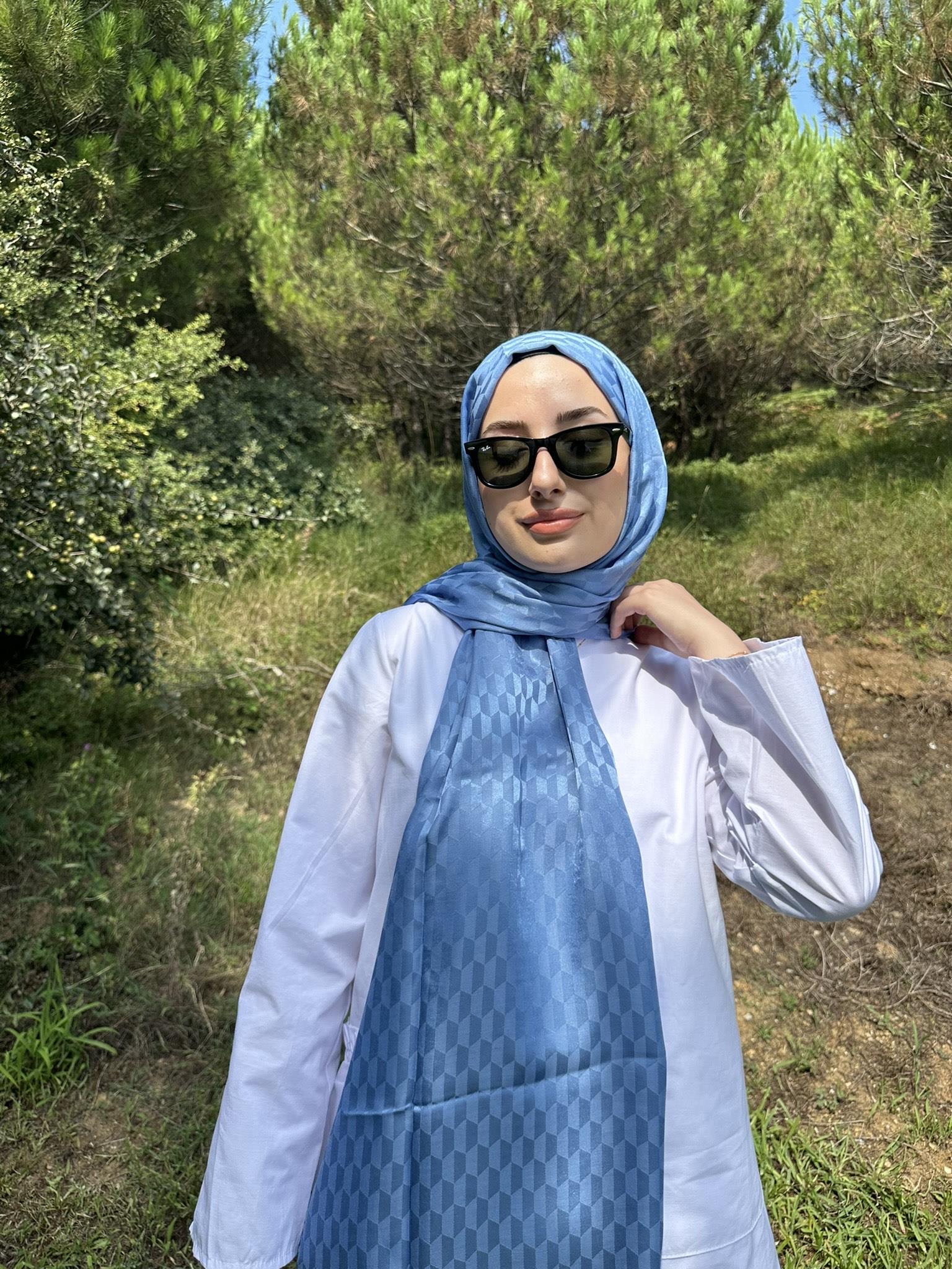 GÖL MAVİSİ QOZA DESEN İPEKSİ JAKAR ŞAL
