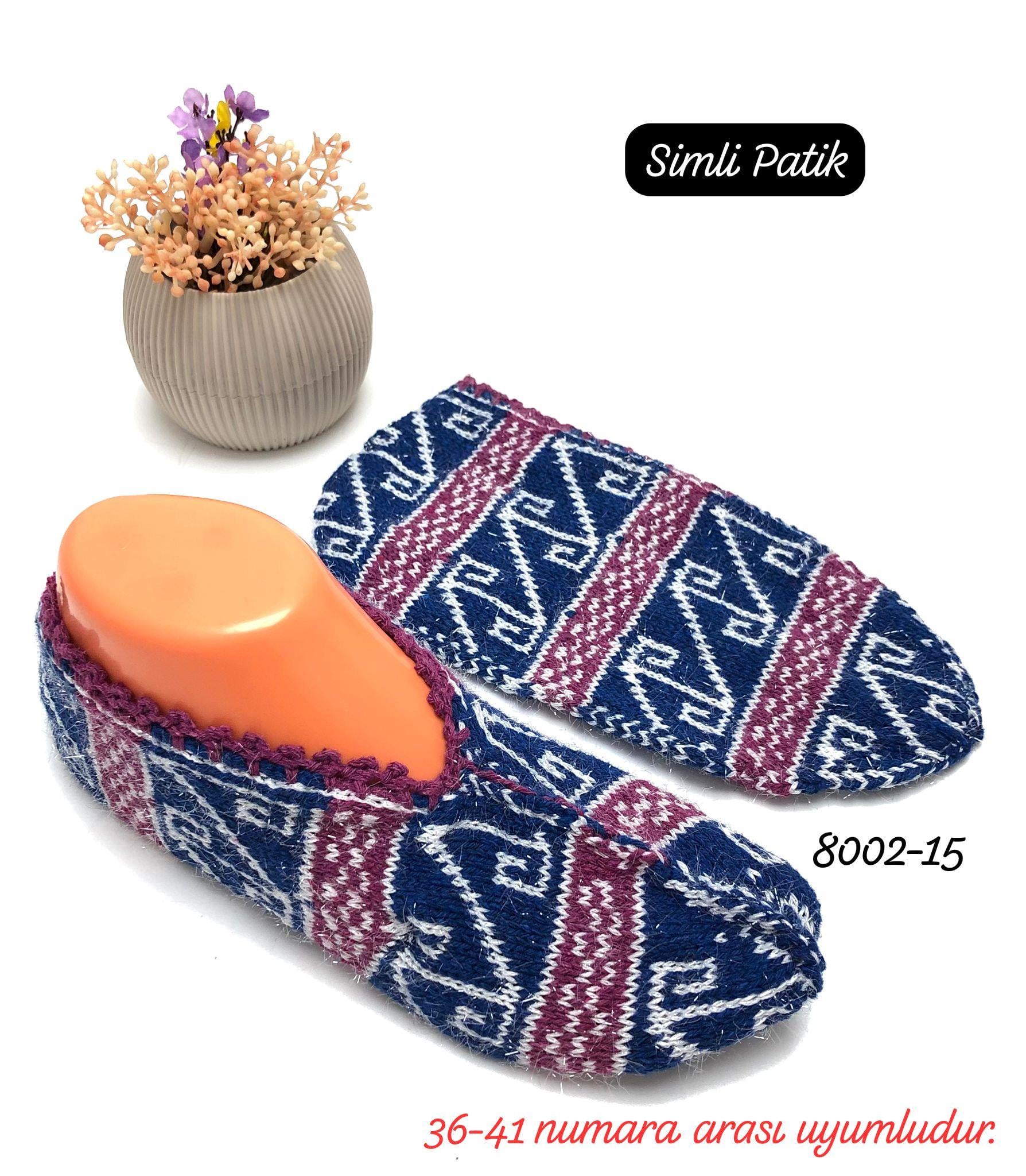 8002 Desenli Simli Patik