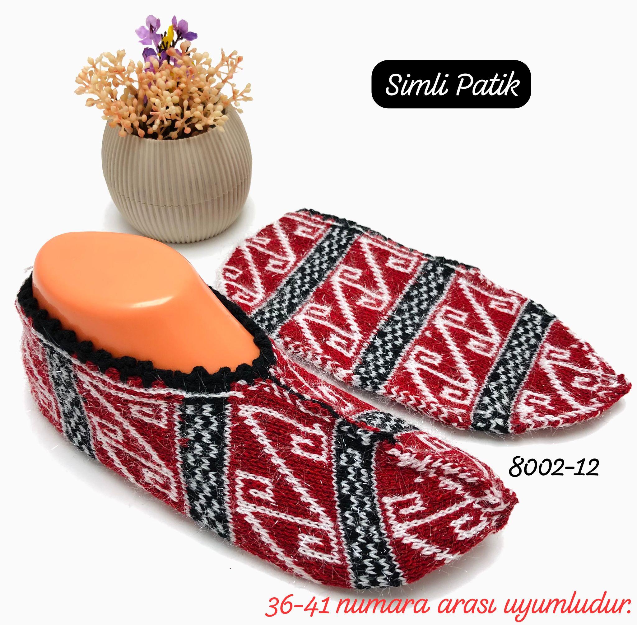 8002 Desenli Simli Patik