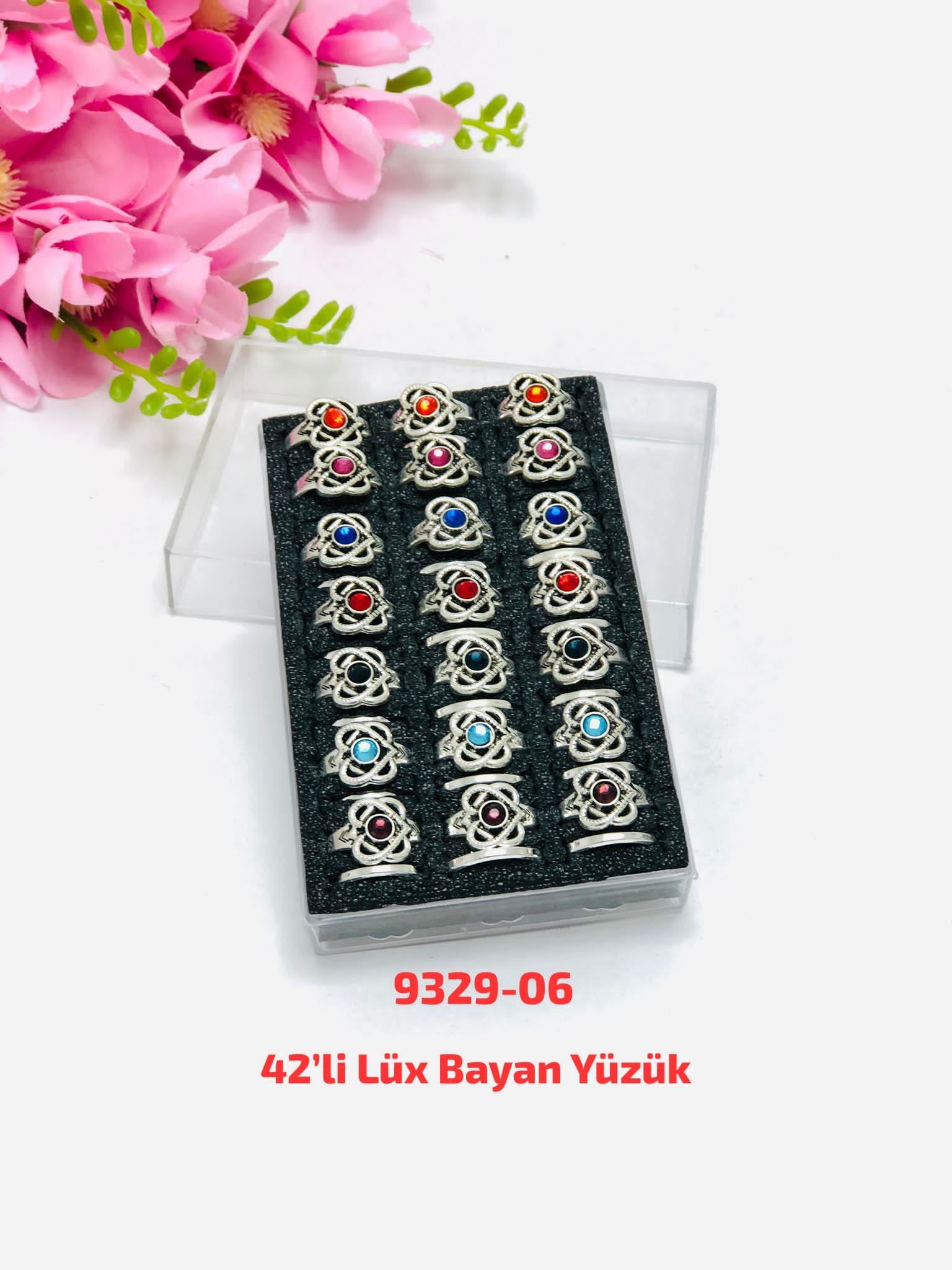 9329 Lüks Bayan Yüzük 42'li
