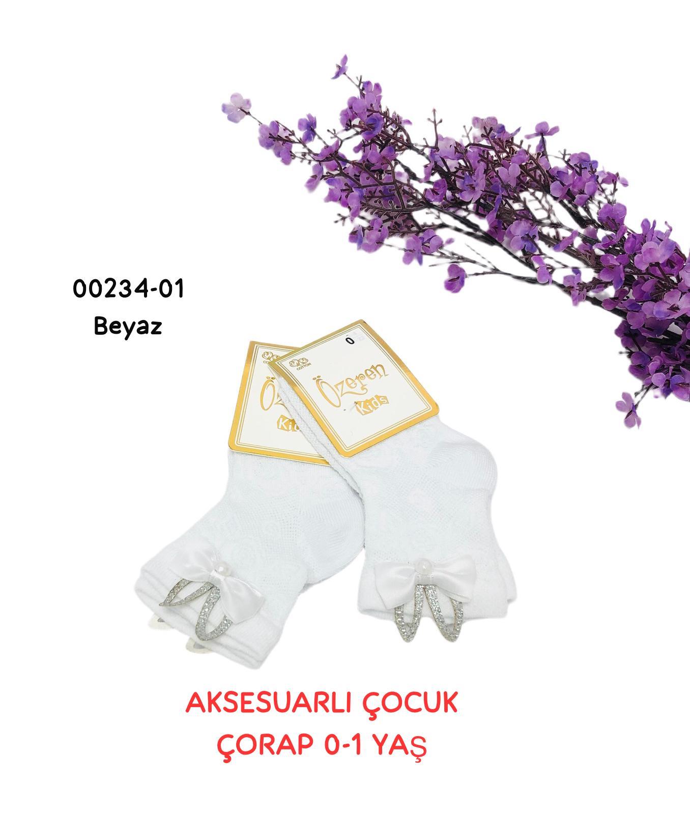 Aksesuarlı Çocuk Çorap