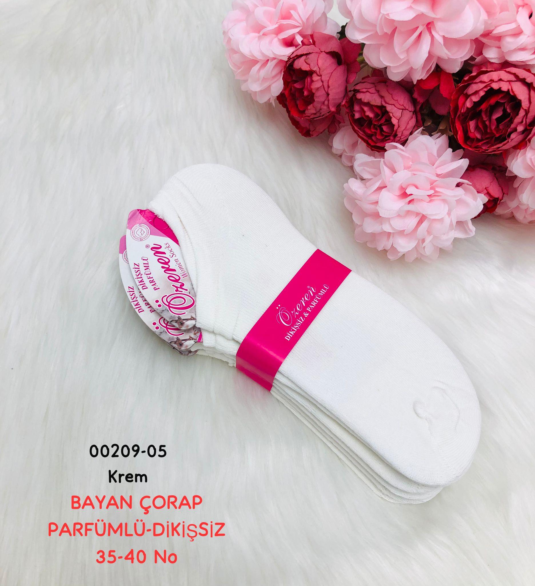 Bayan Çorap Parfümlü Dikişsiz