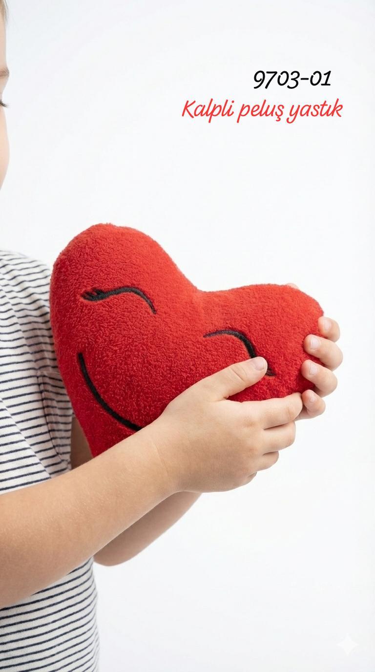 Kalpli Peluş Yastık