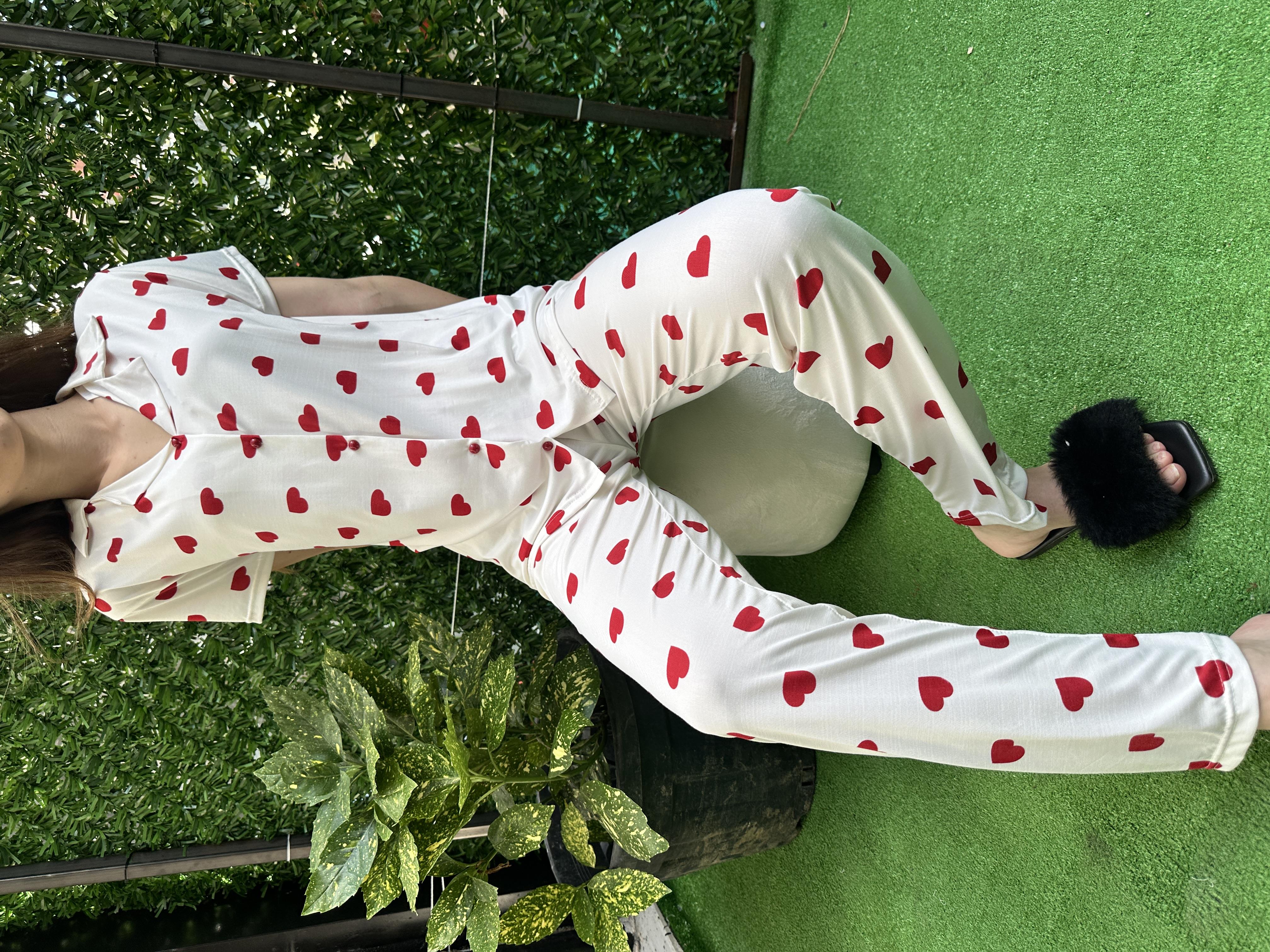 Kalp Desenli Pinterest Pijama Takım