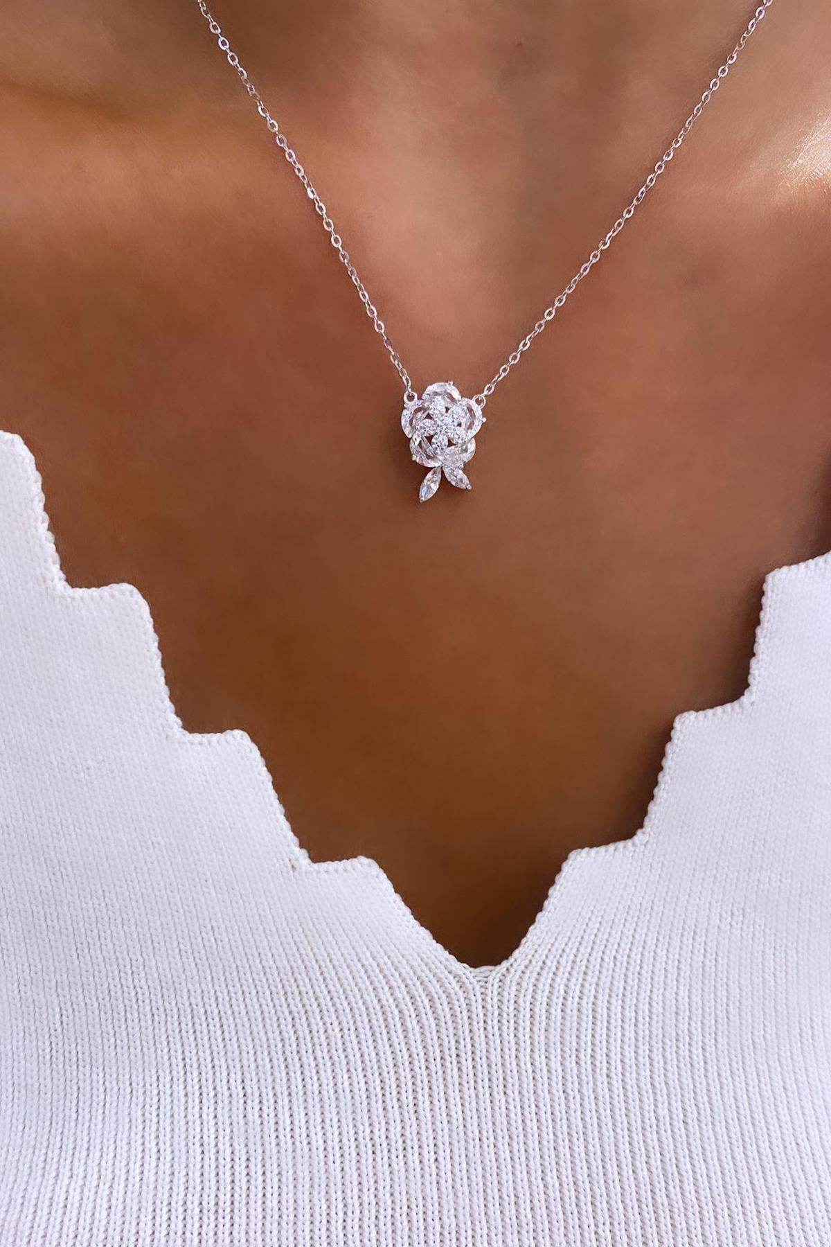 İthal Handmade Marquise Flories Kolye