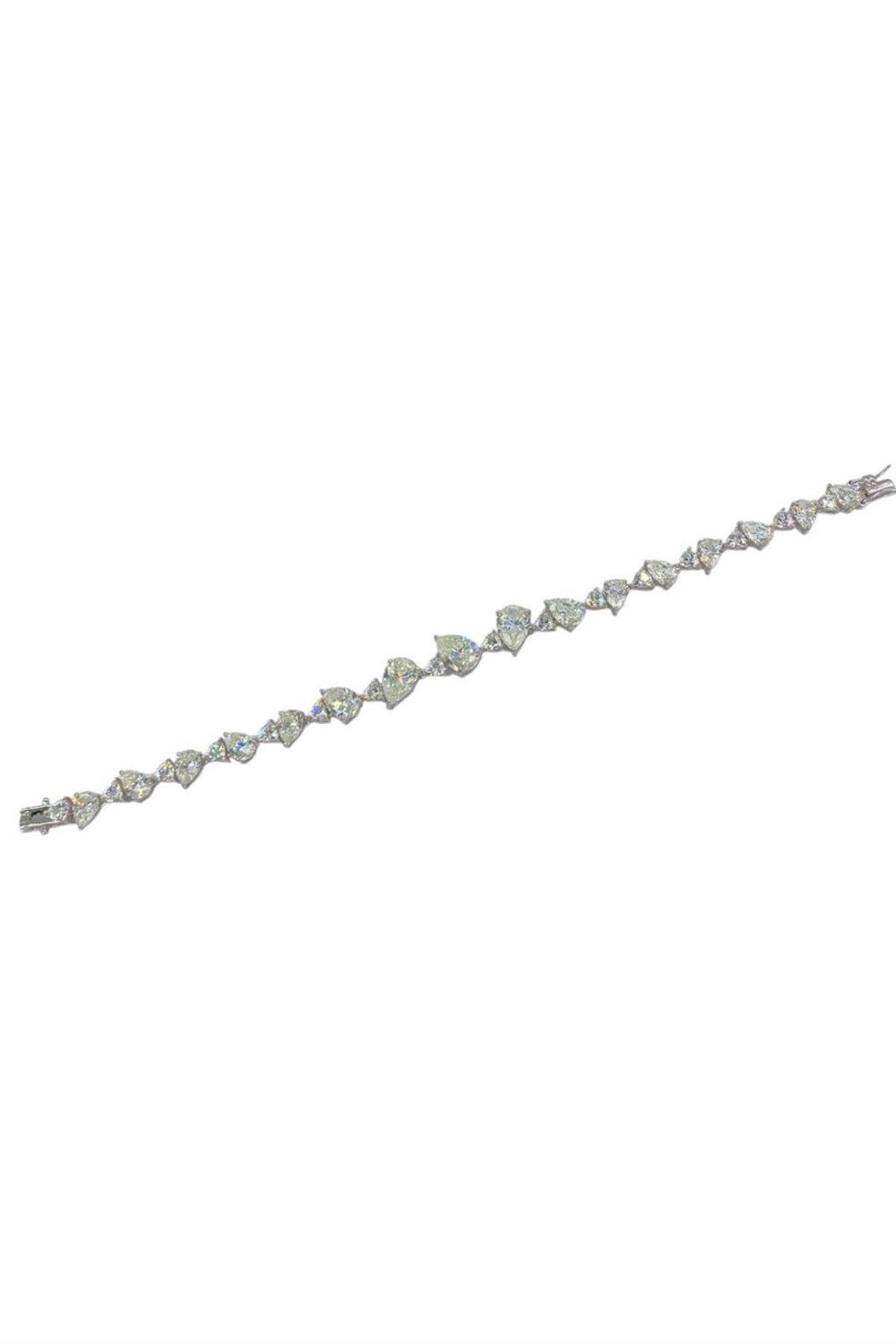 İthal Vip Seri Mozanite Drop Su Yolu Bileklik