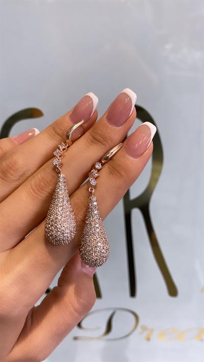 Rosie Drop Sallantılı Küpe