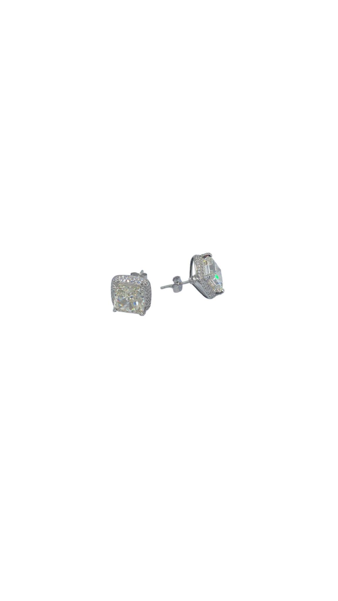 İthal  Vip Seri Mozanite Quare Küpe