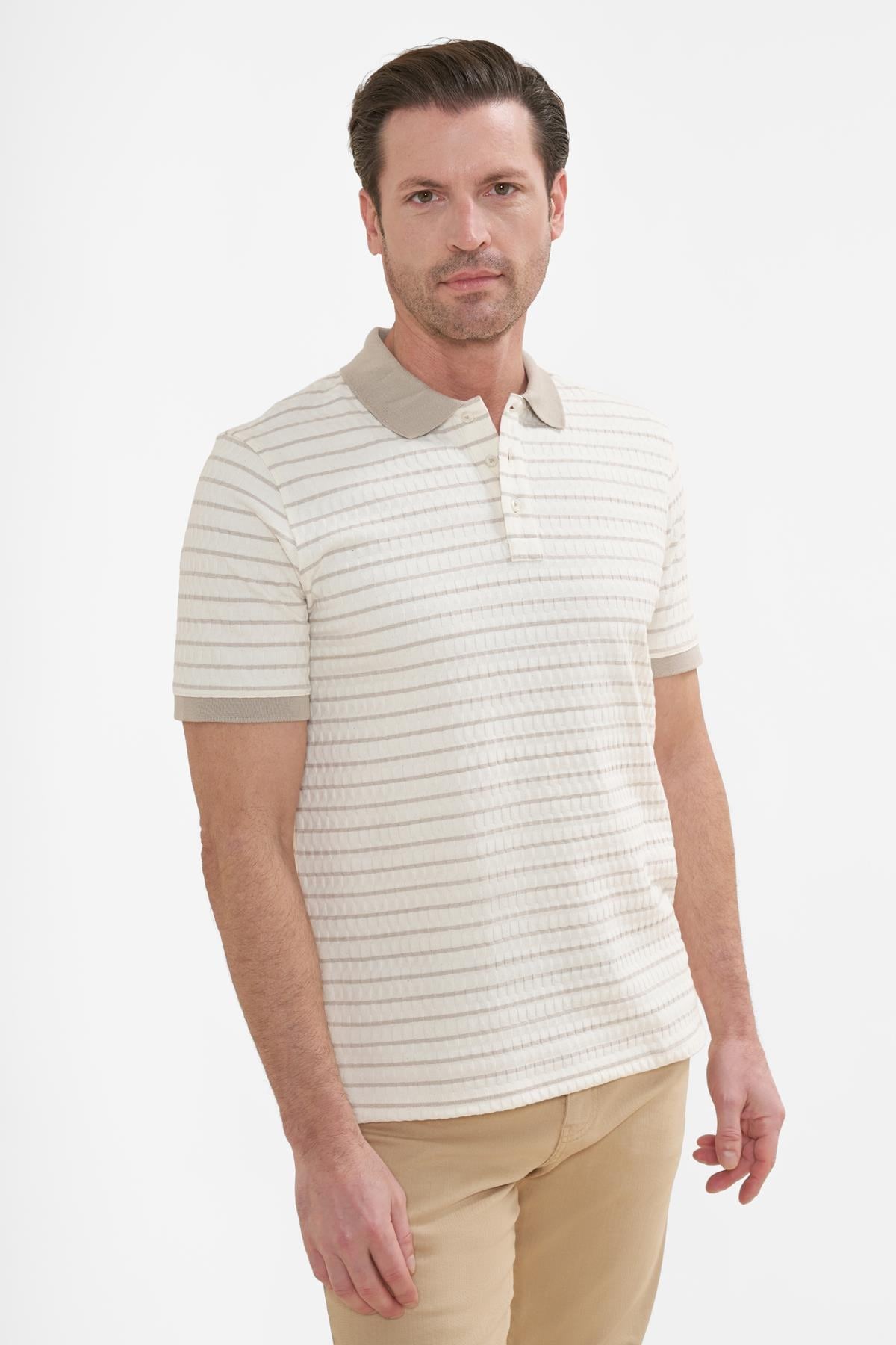 İntersivin  Polo Yaka Krem Tshirt - SD-06