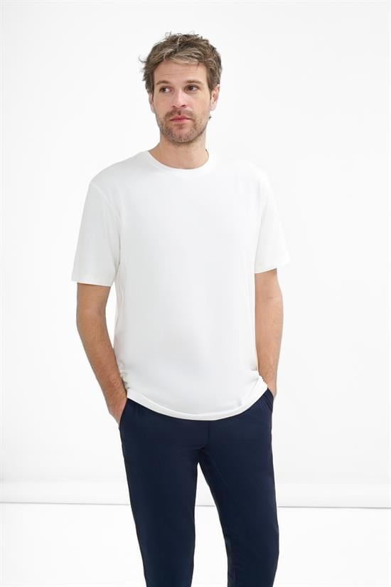İntersivin Beyaz Tshirt - T06