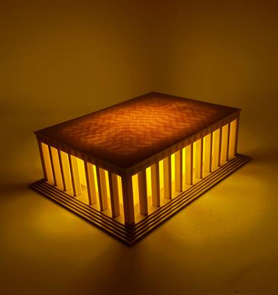 Anıtkabir Tasarımlı Dekoratif LED Gece Lambası – '' Hiç Sönmeyen Işık ''