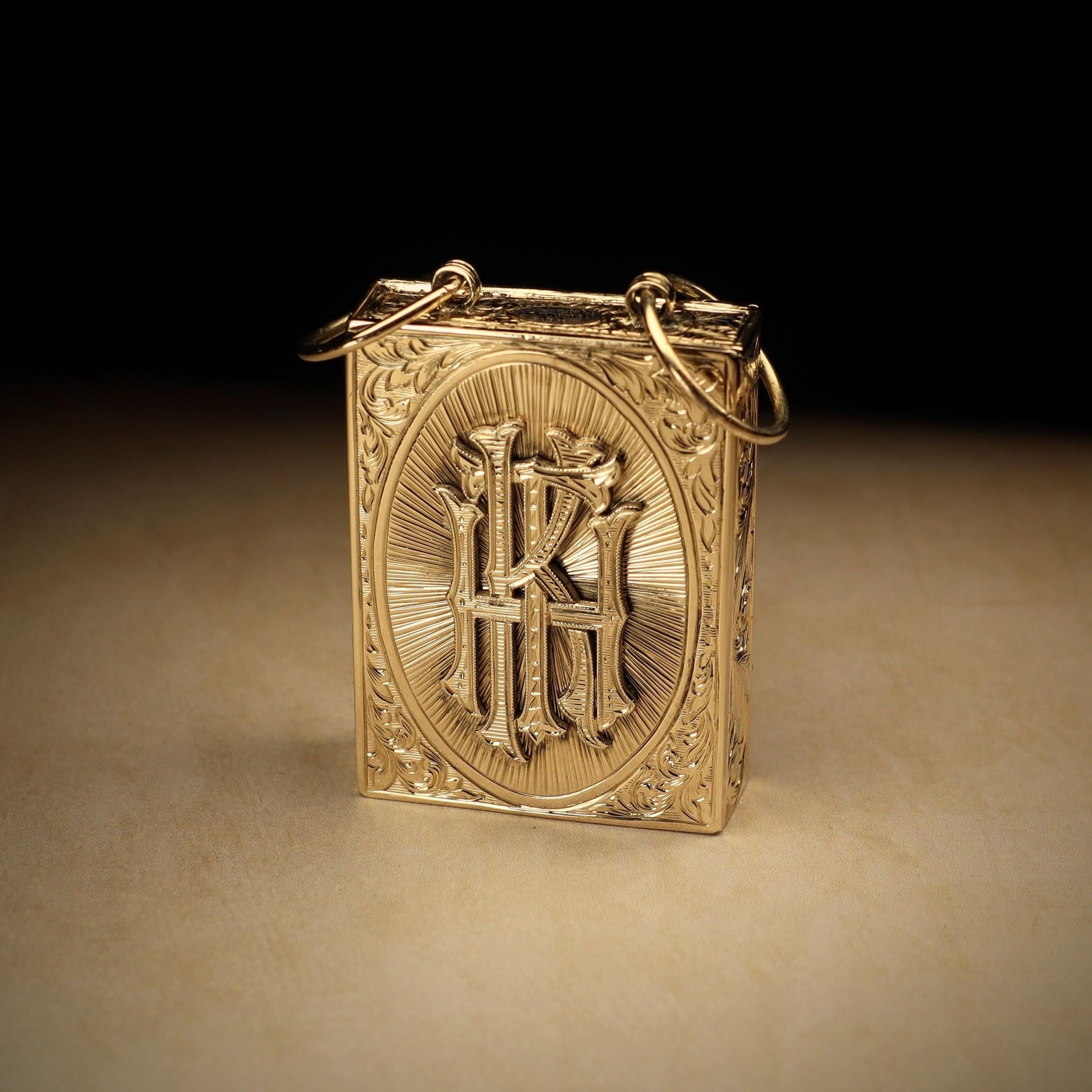 14 Ayar Altın Cevşen Kolye