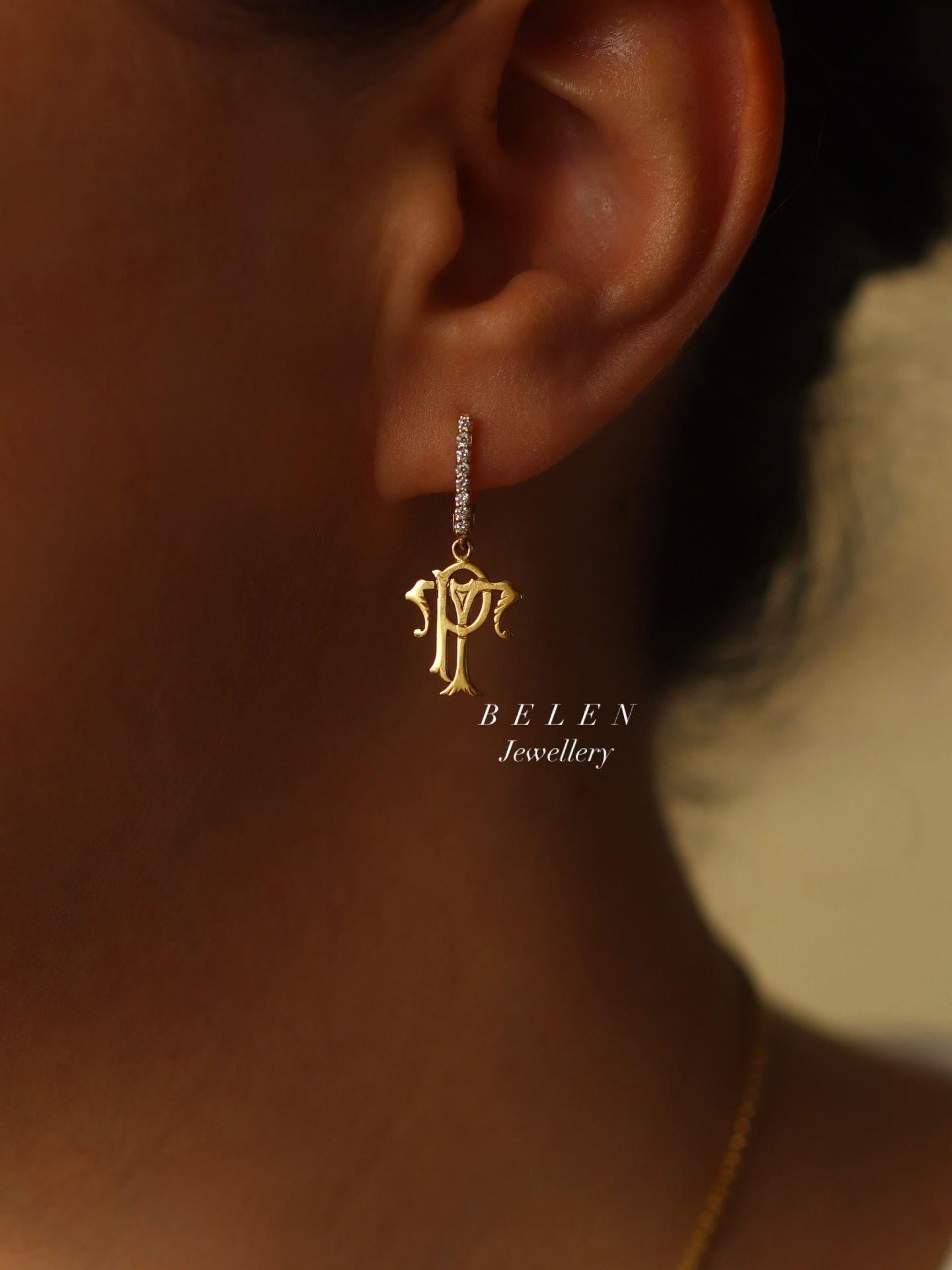 Pırlantalı Monogram Küpe (14 Ayar Altın)
