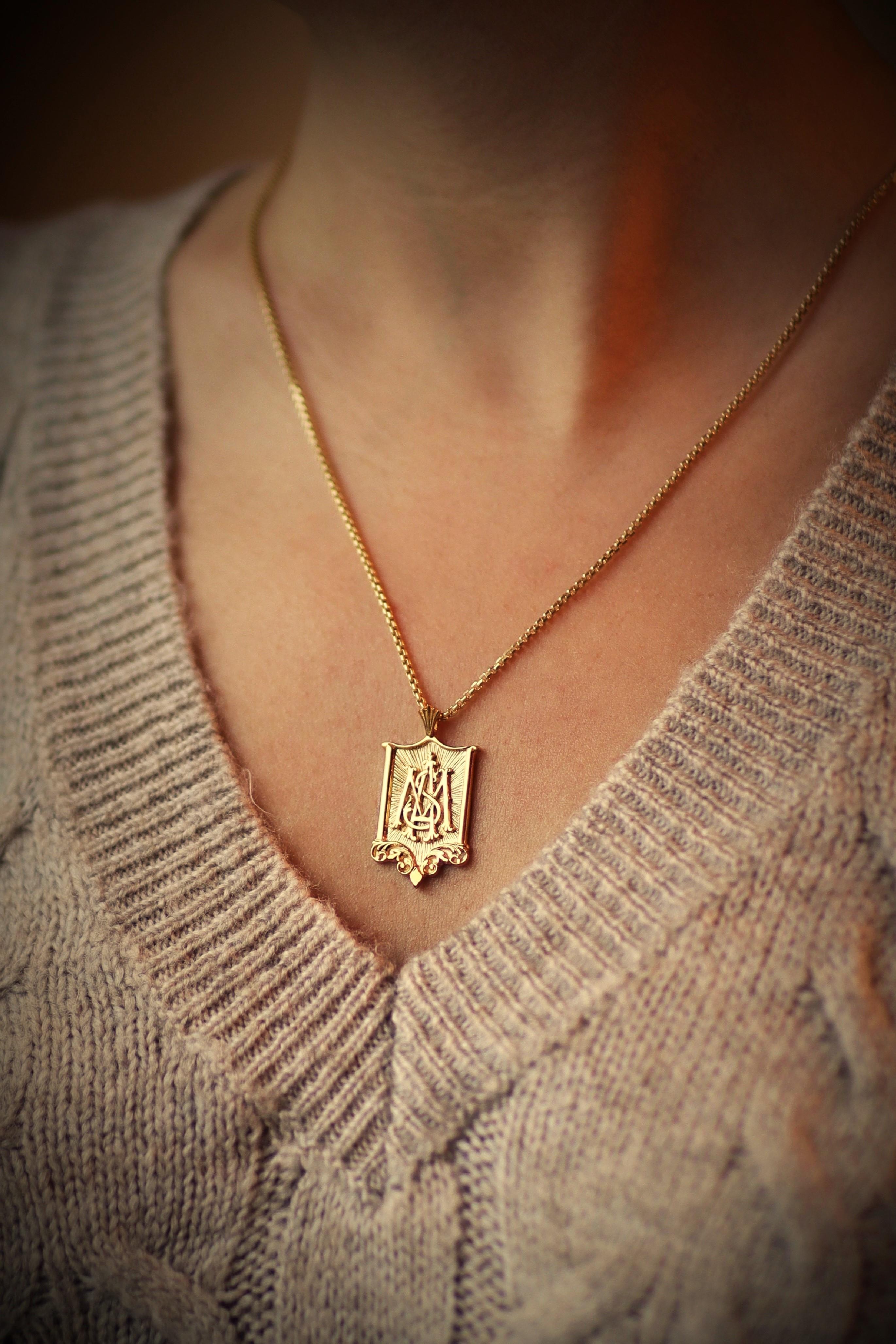 14 Ayar Altın Victorian Madalyon Kolye 