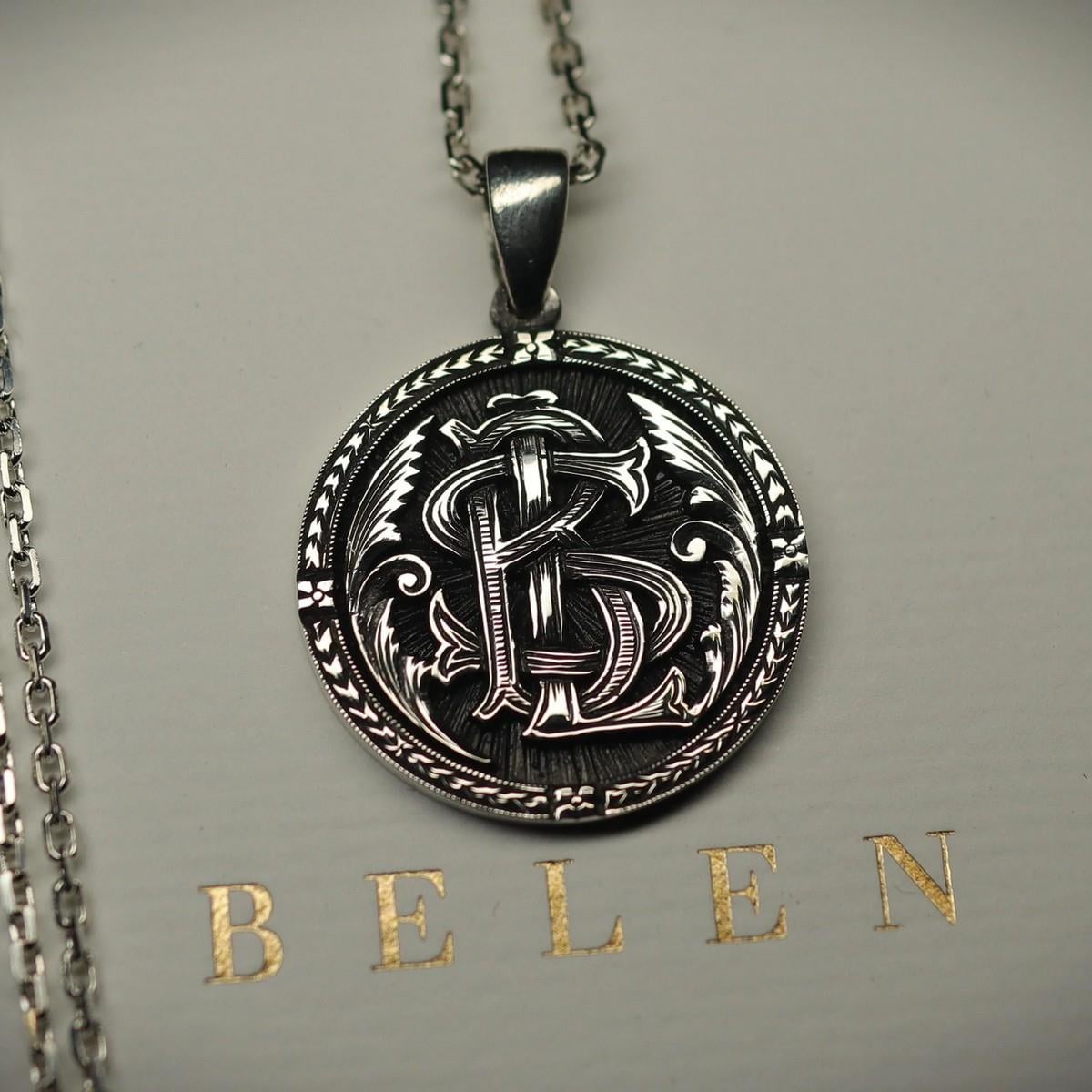 Yuvarlak Madalyon Kolye