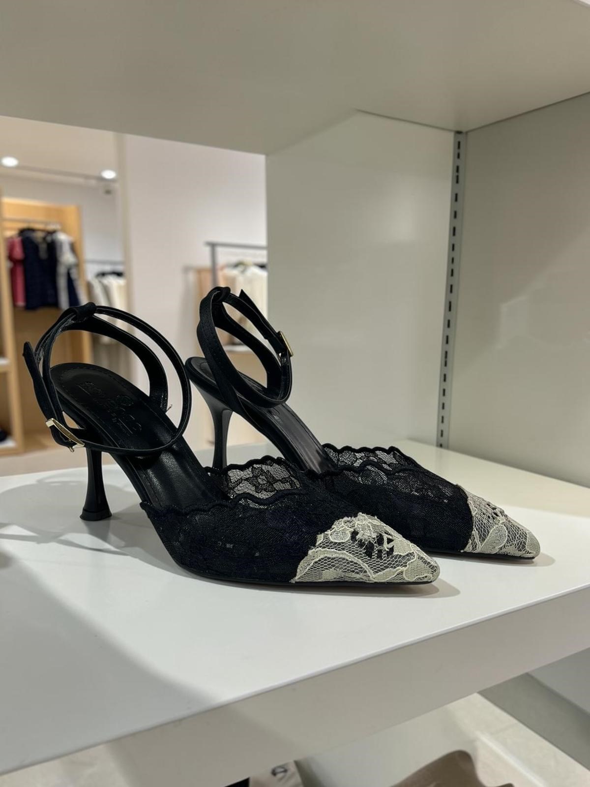  Diana Tül Detaylı İnce Topuklu Kadın Ayakkabı Bilekten Bağlamalı Stiletto