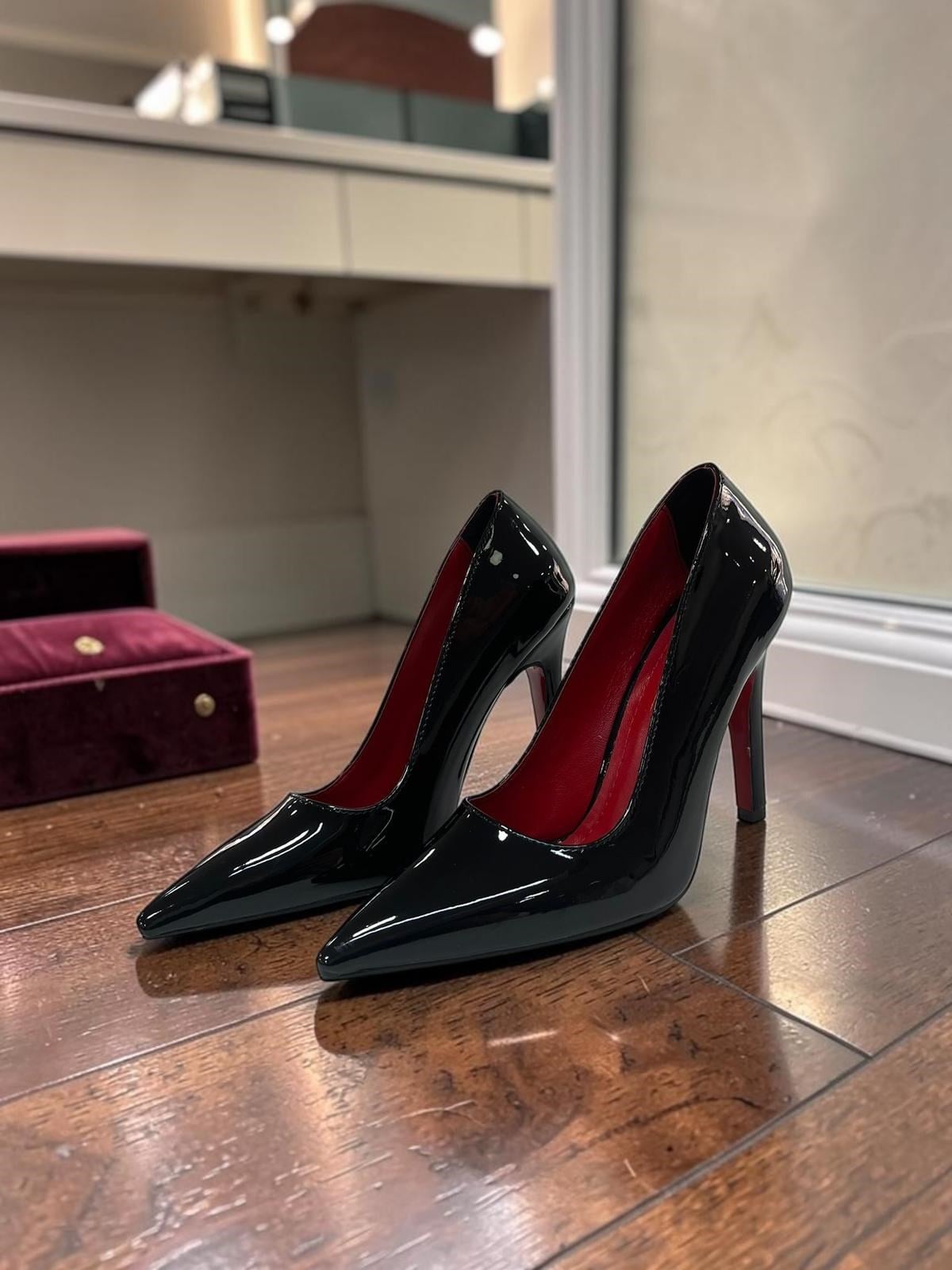 Klera Kadın Sivri Burun 10 cm İnce Topuklu Stiletto