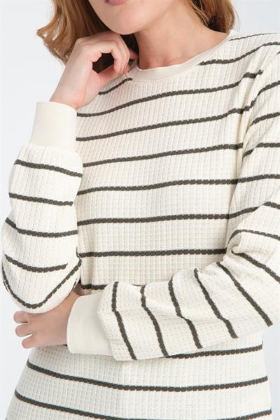 Kadın Çizgili Sweatshirt - Rahat ve Şık Tasarım