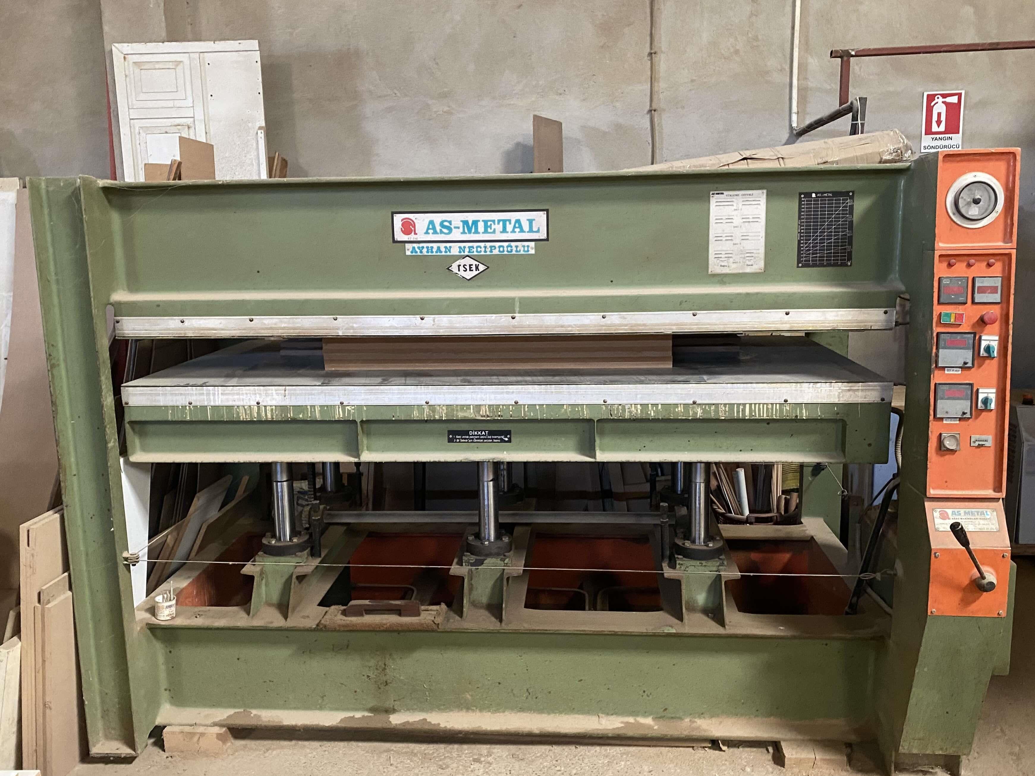 As Metal 110*220 Kapı Pres Makinesi (1997)