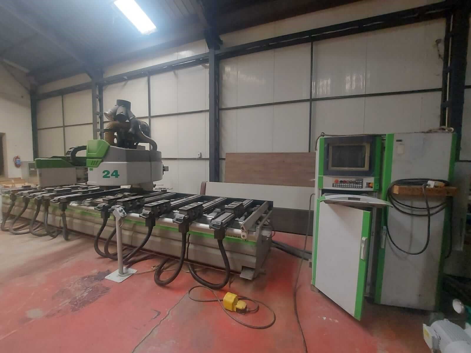 BİESSE Rover 24 XL Cnc Makinesi (2002)