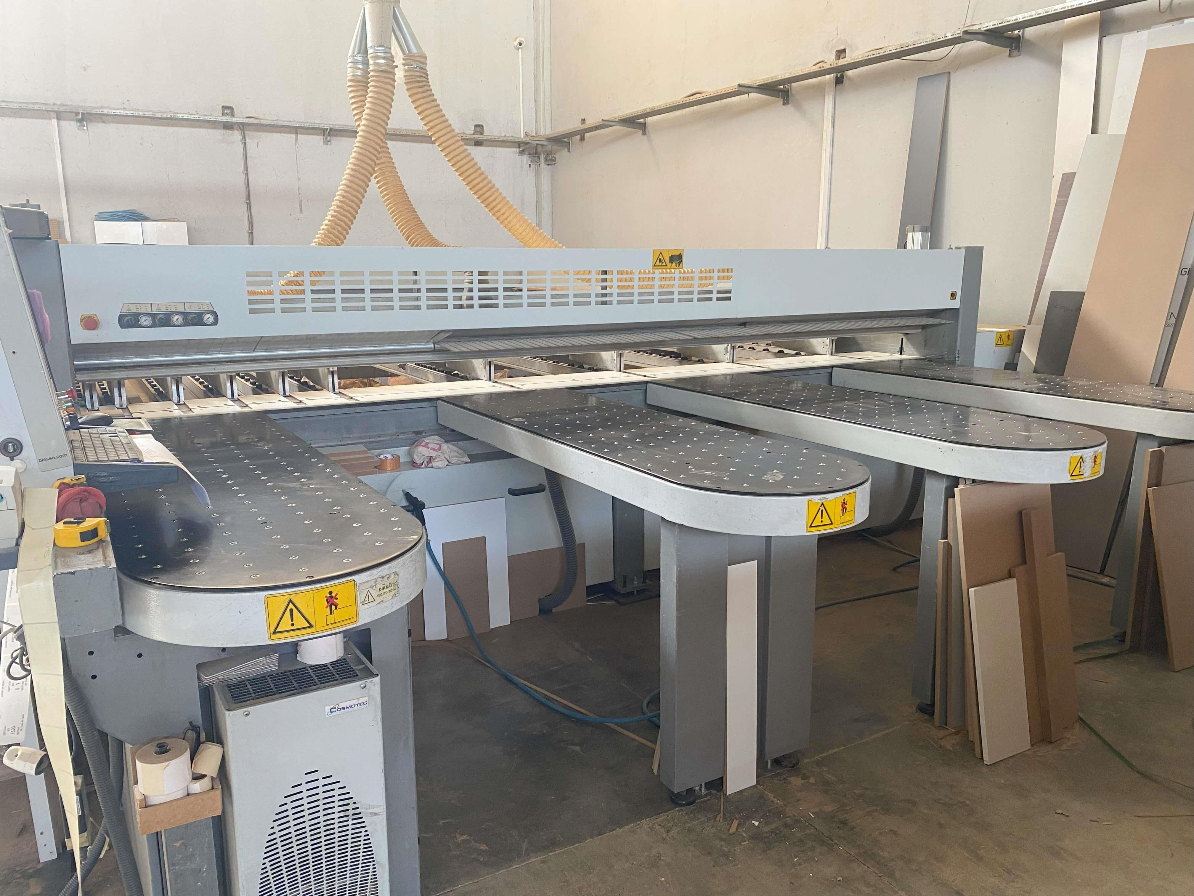 Biesse Selco Sektör 450 Önden Yüklemeli Panel Ebatlama Makinesi (2014) 