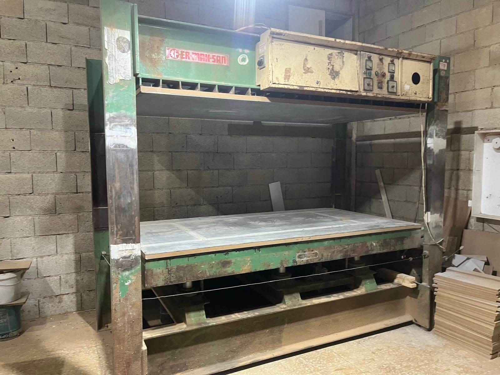 Ermaksan 130*250 Soğuk Pres Makinesi