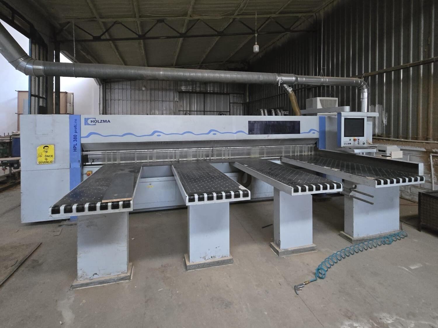 Homag Holzma Profi Hpl 380/43/22 Asansörlü Panel Ebatlama Makinesi (2012)