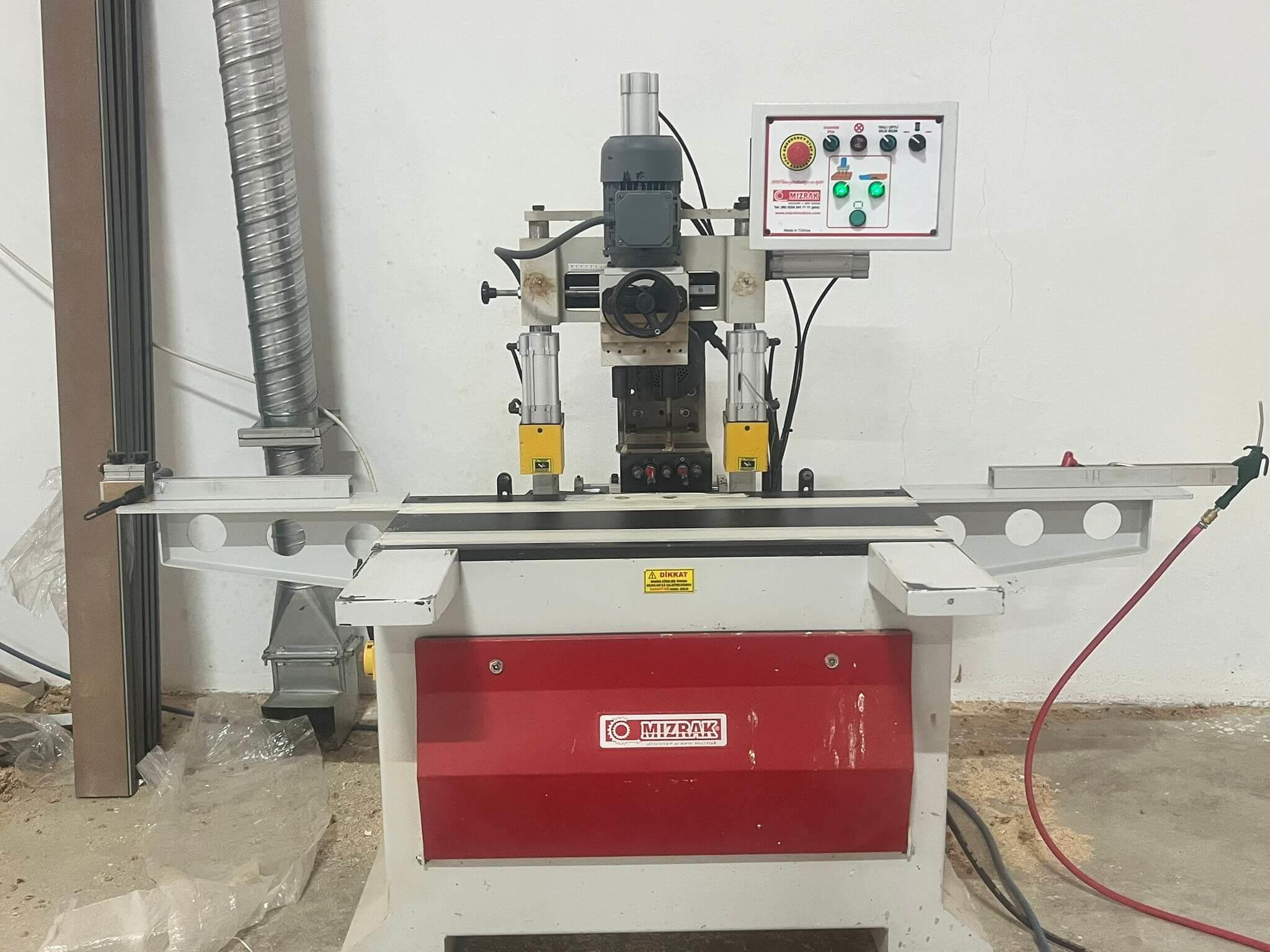 Mızrak Mzk Kapı Kilit Kol Yeri Açma Makinesi (2023)