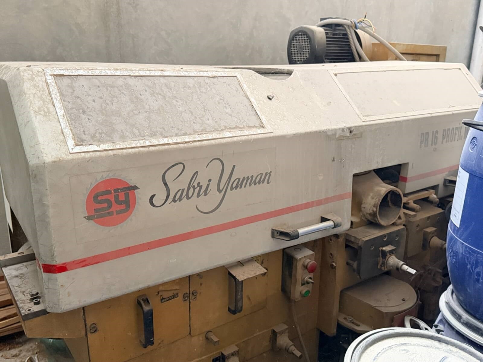 SABRİ YAMAN Pr 16 Profil Çekme Makinesi (Etiketsiz)