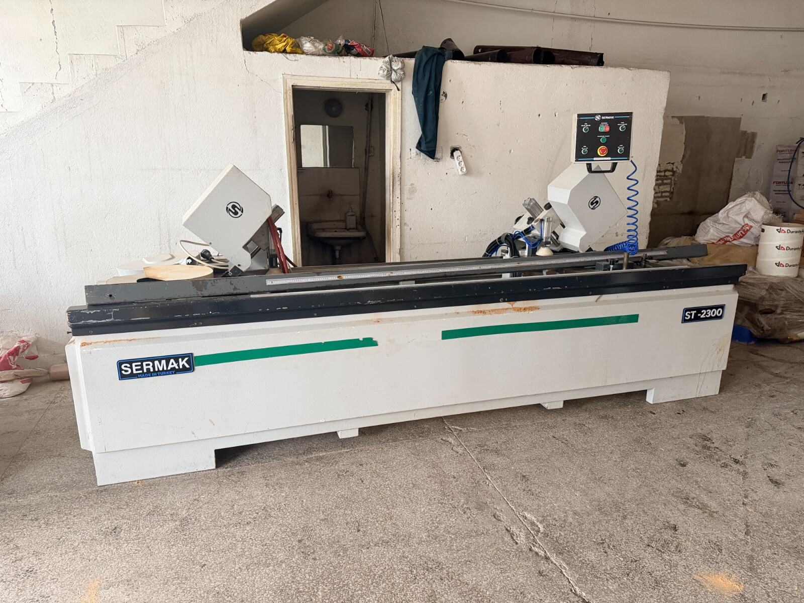 SERMAK St 2300 Kasa 45 Kesme Gönye ve Delik Makinesi