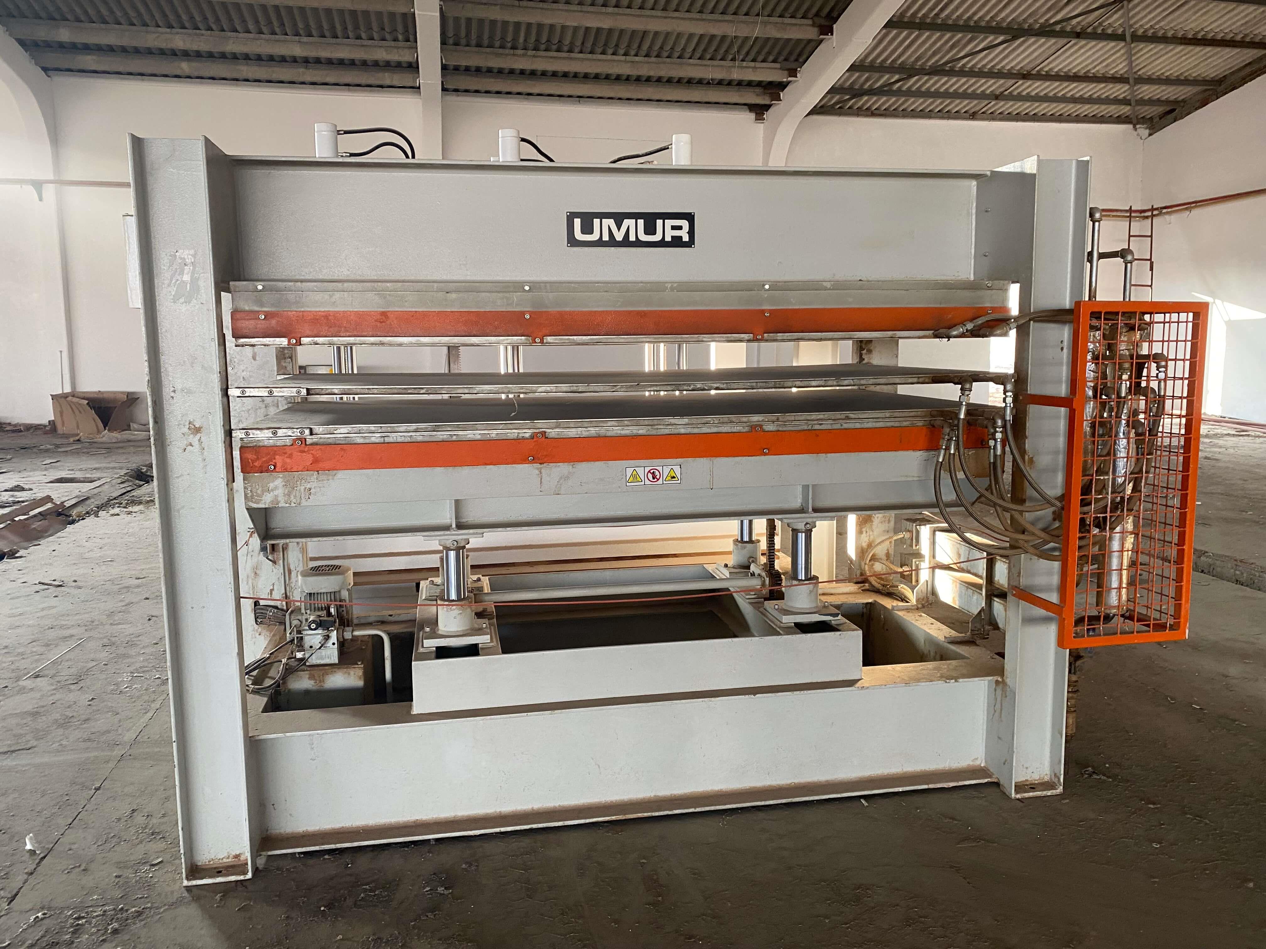 Umur Up 60/3 2 Ara Katlı 3 Kapılık 110*220 Yağ Isıtmalı Kapı Pres Makinesi (2018)