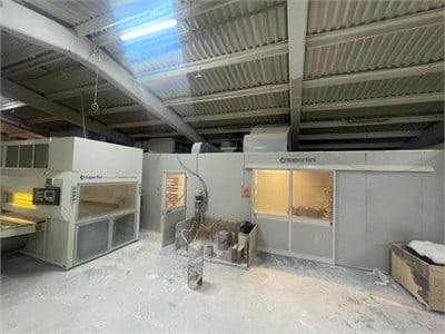 SCM Superfici Compact Spray Gls Kurutma Odalı Boya Atım Kabini (2013)