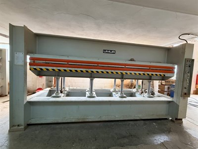 UMUR 150*420 Kapı Pres Makinesi (2006)