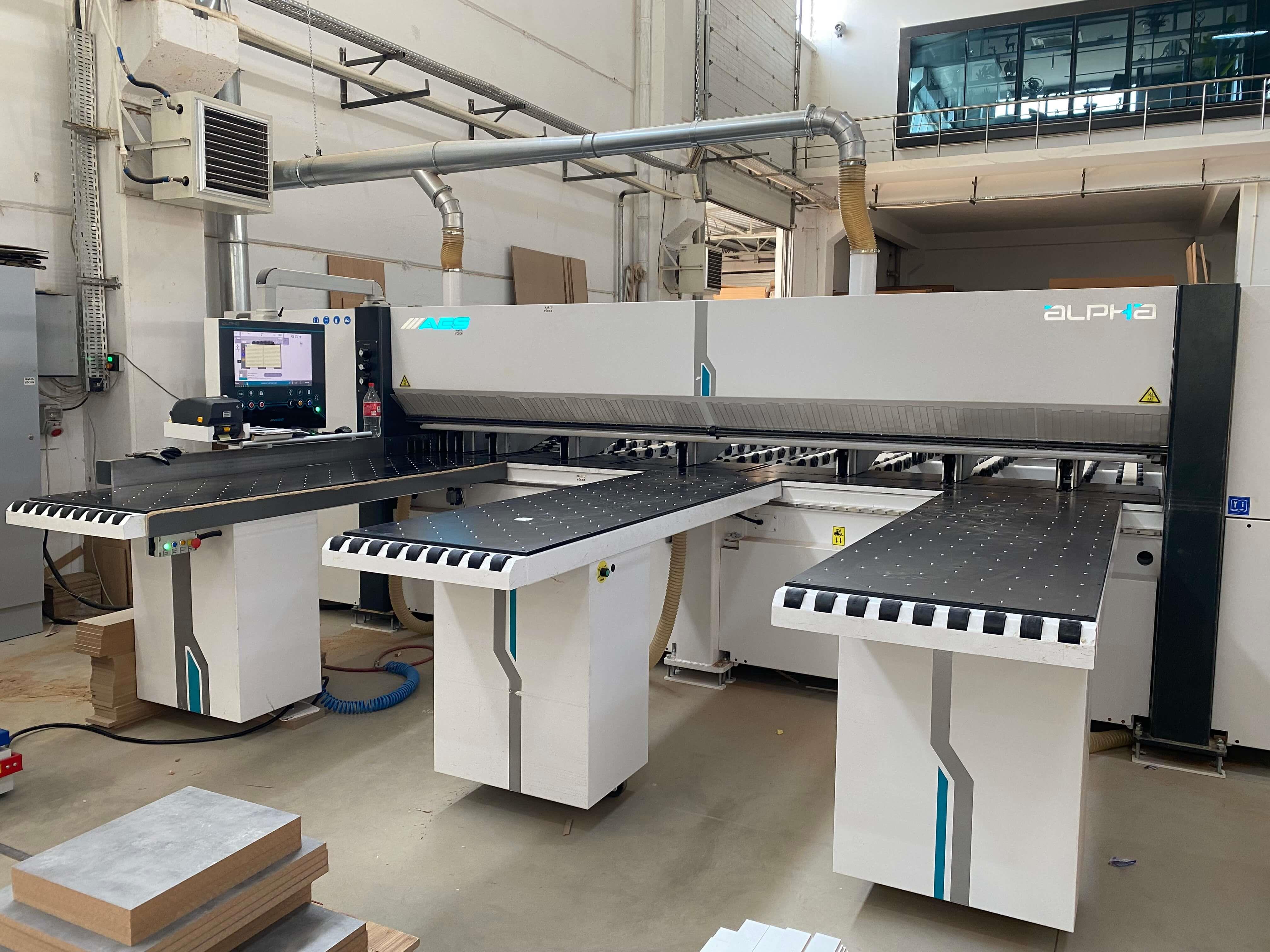Aes Alpha Ps 04 - 3800 Asansörlü Panel Ebatlama Makinesi (2022)