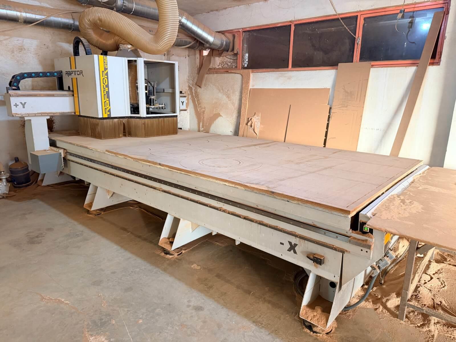 Aes Raptor 2142 Süpürmeli Cnc Makinesi