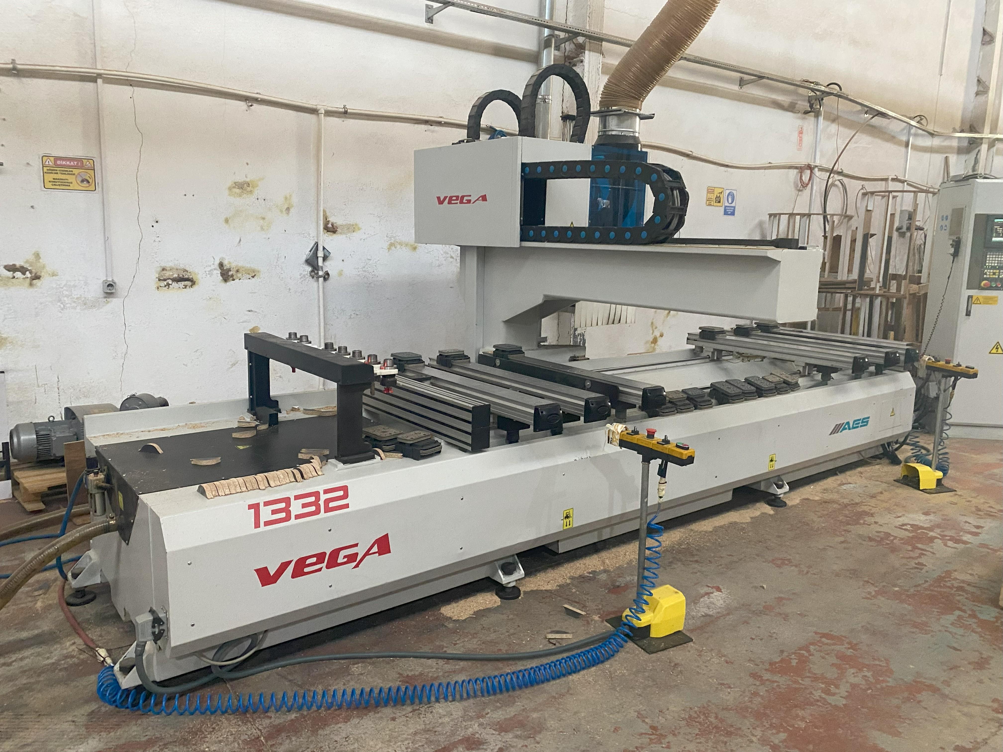 AES Vega 1332 Fincanlı Cnc Makinesi (2012)