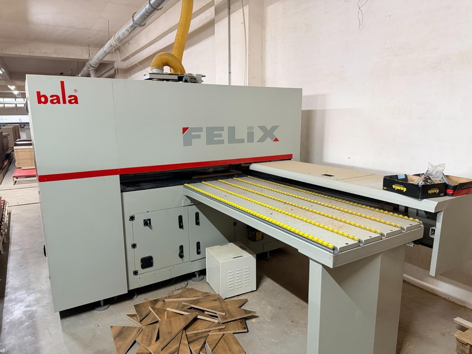 BALA Felix Cnc Delik Makinesi