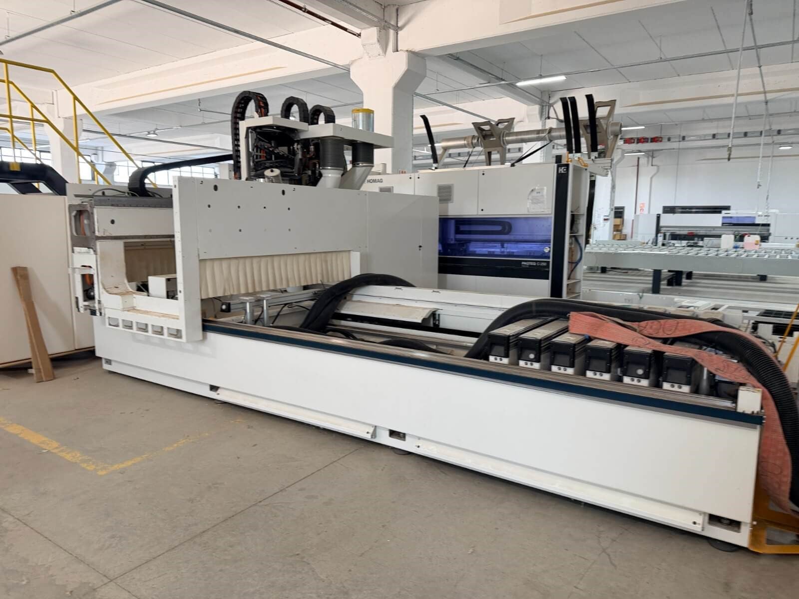 HOMAG Centateq E - 310 Venture BMG 310 /33/16 /V/K Eğri Kenar Cnc Makinesi (2023)
