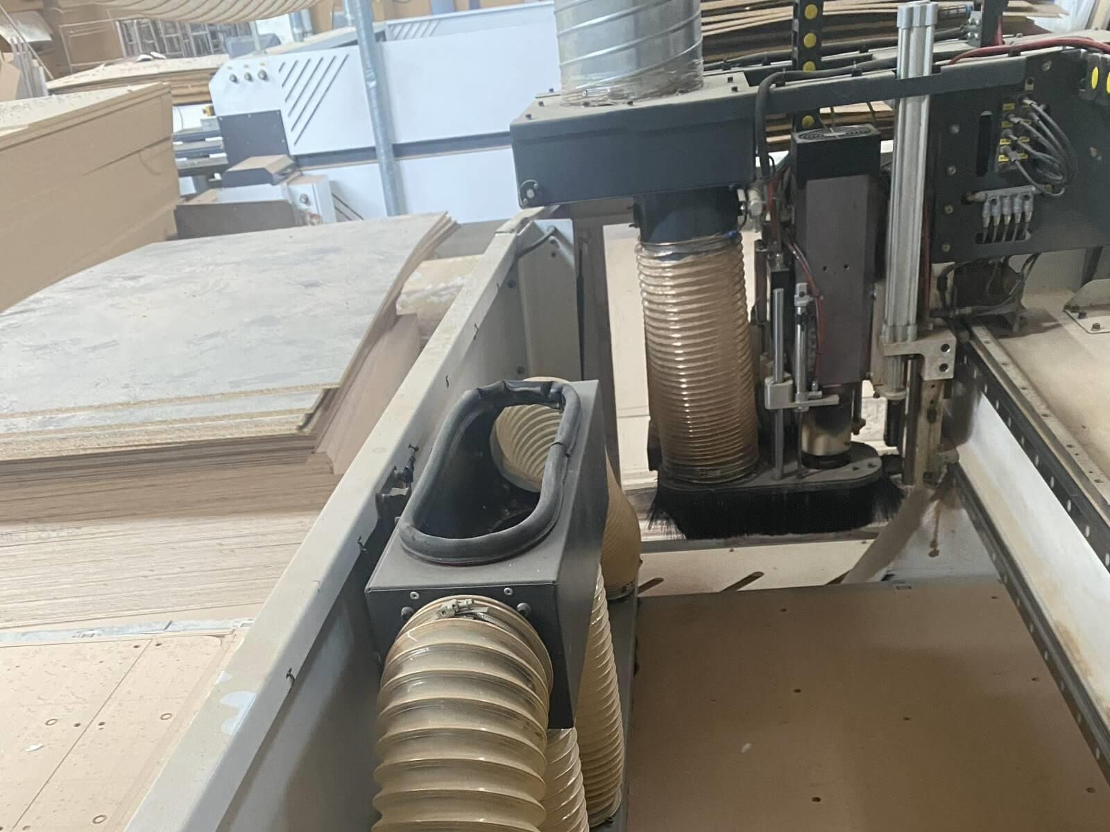 Krc Fantom 2136 Süpürmeli Düz Tabla Cnc Router Makinesi (2021) I