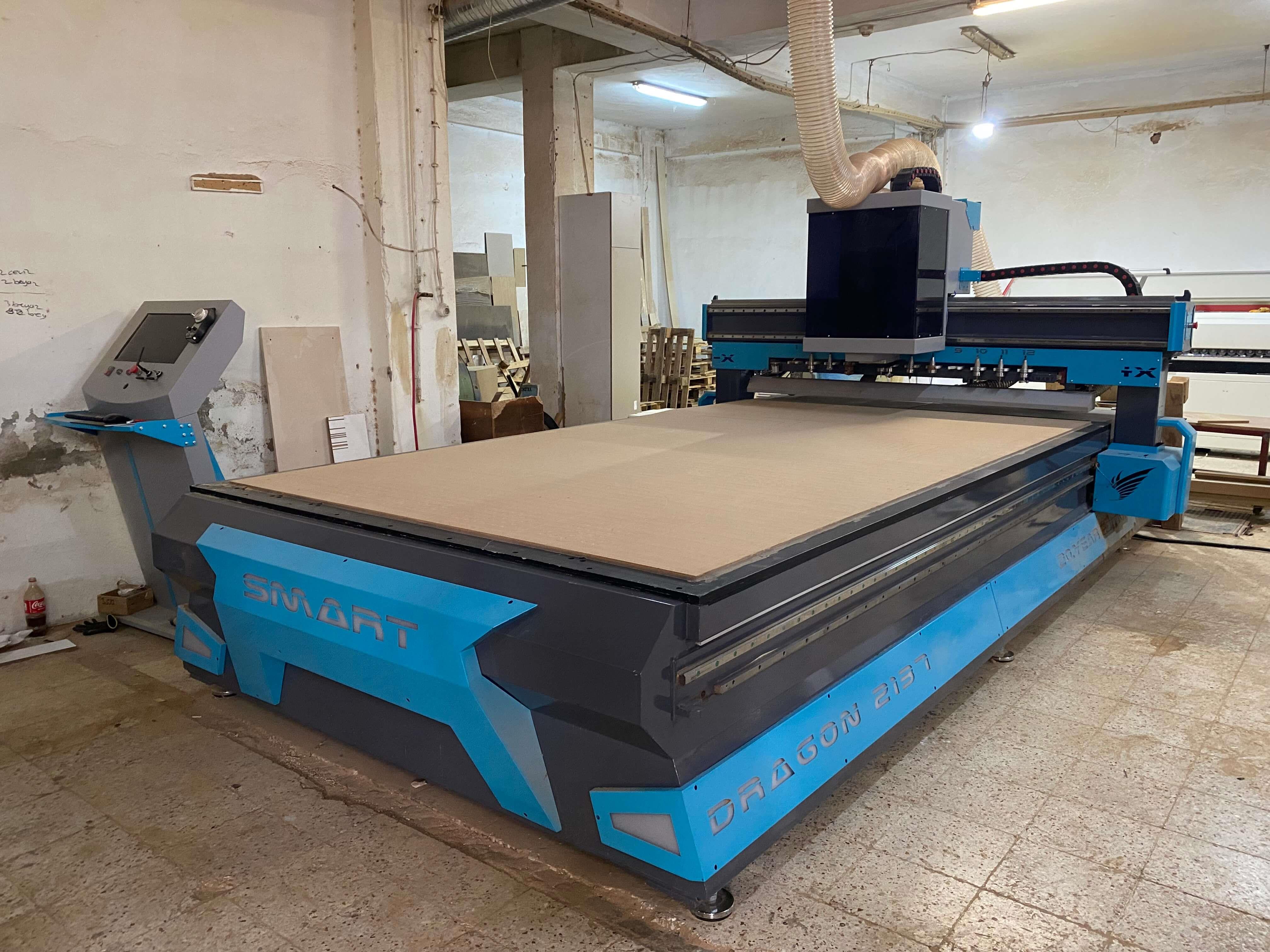 Smart Dragon 2137 Süpürmeli Düz Tabla Cnc Makinesi (2024)